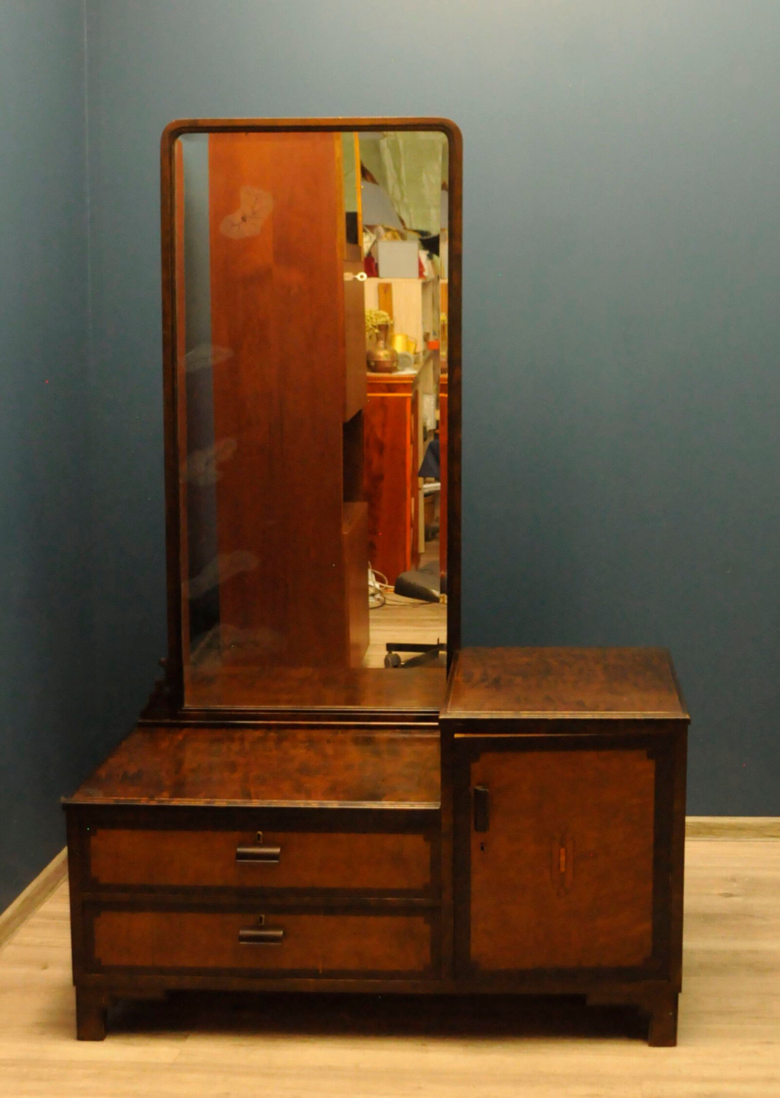 Dressing table with AB Nybrofabriken paint, from the 1950s