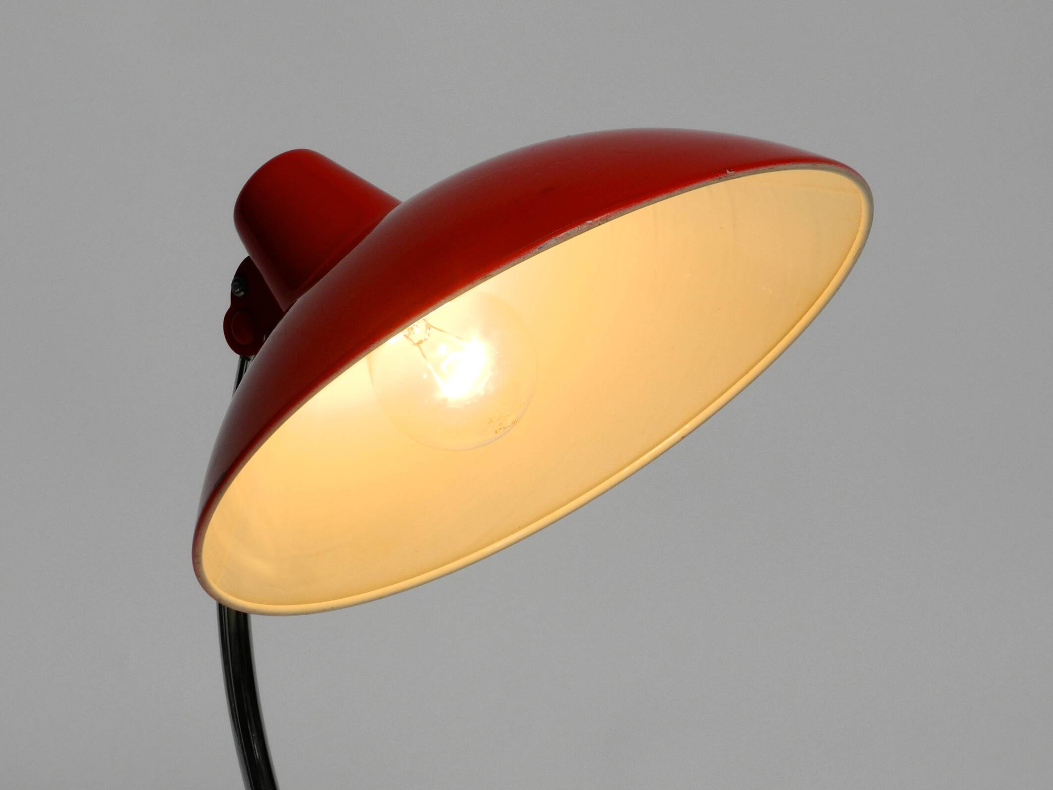 Original red Kaiser Idell metal table lamp model 6786 from the 1960s
