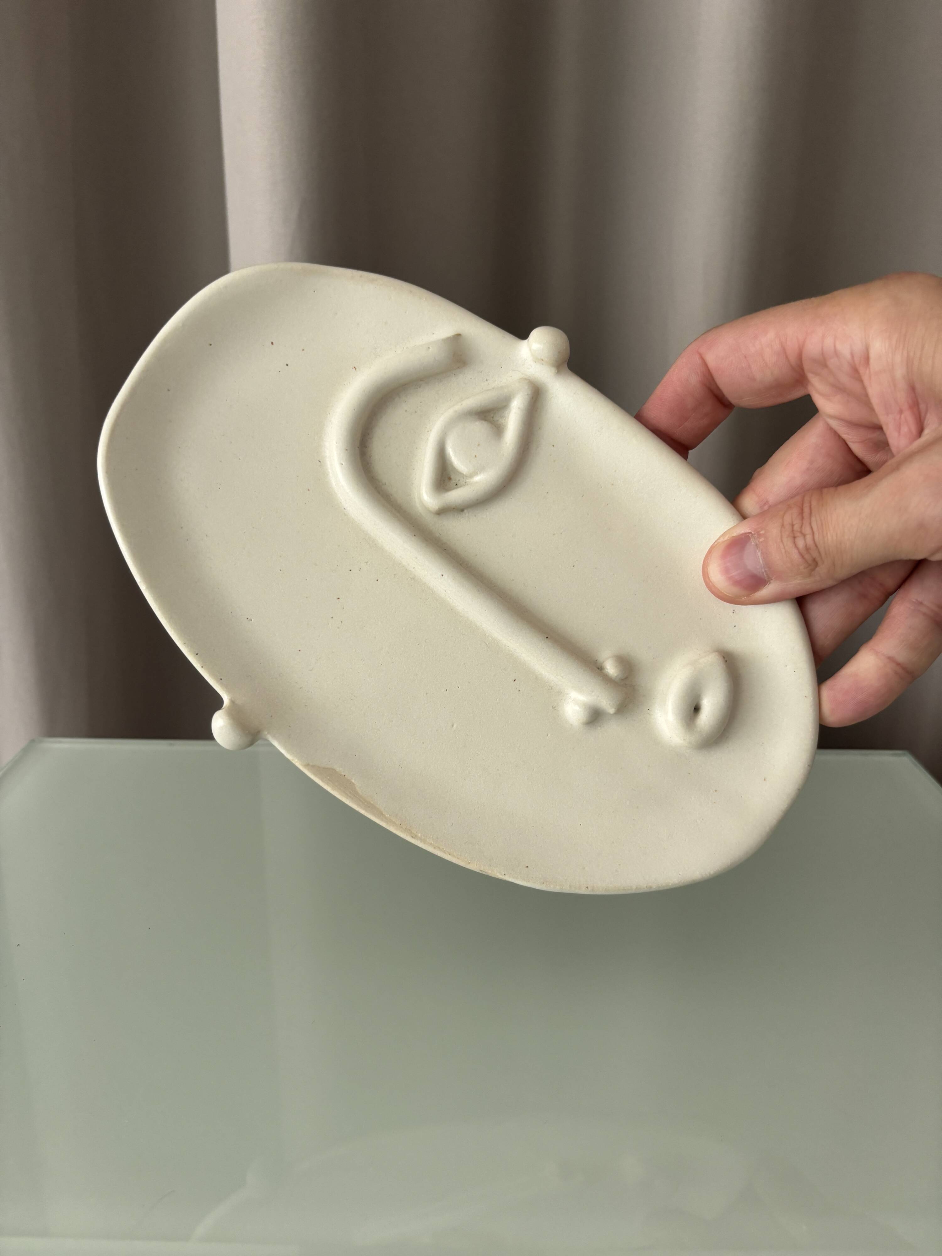 Contemporary Madriguera Workshop Face Tray | Handmade Stoneware Catchall |