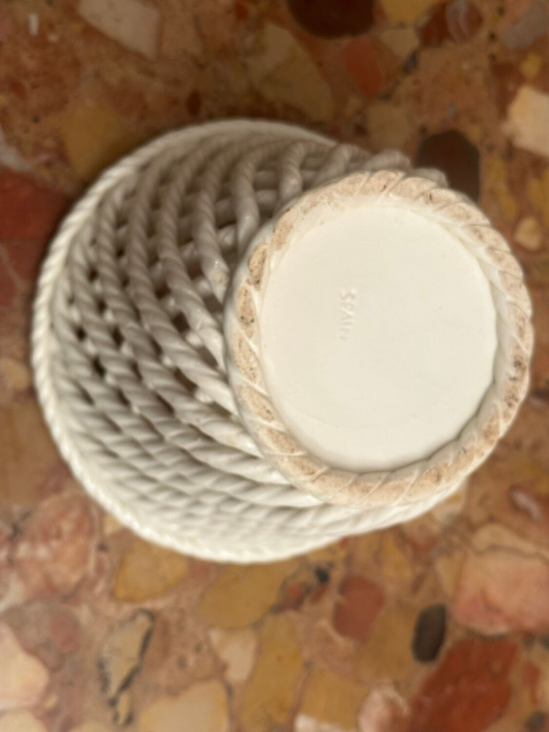 Vintage woven ceramic cache-pot