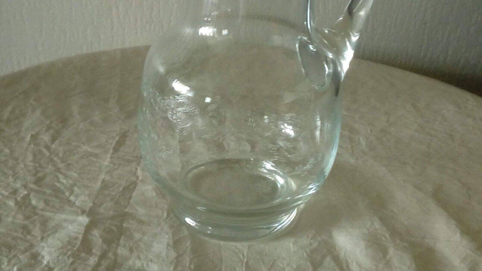 Carafe pichet en cristal decor grave