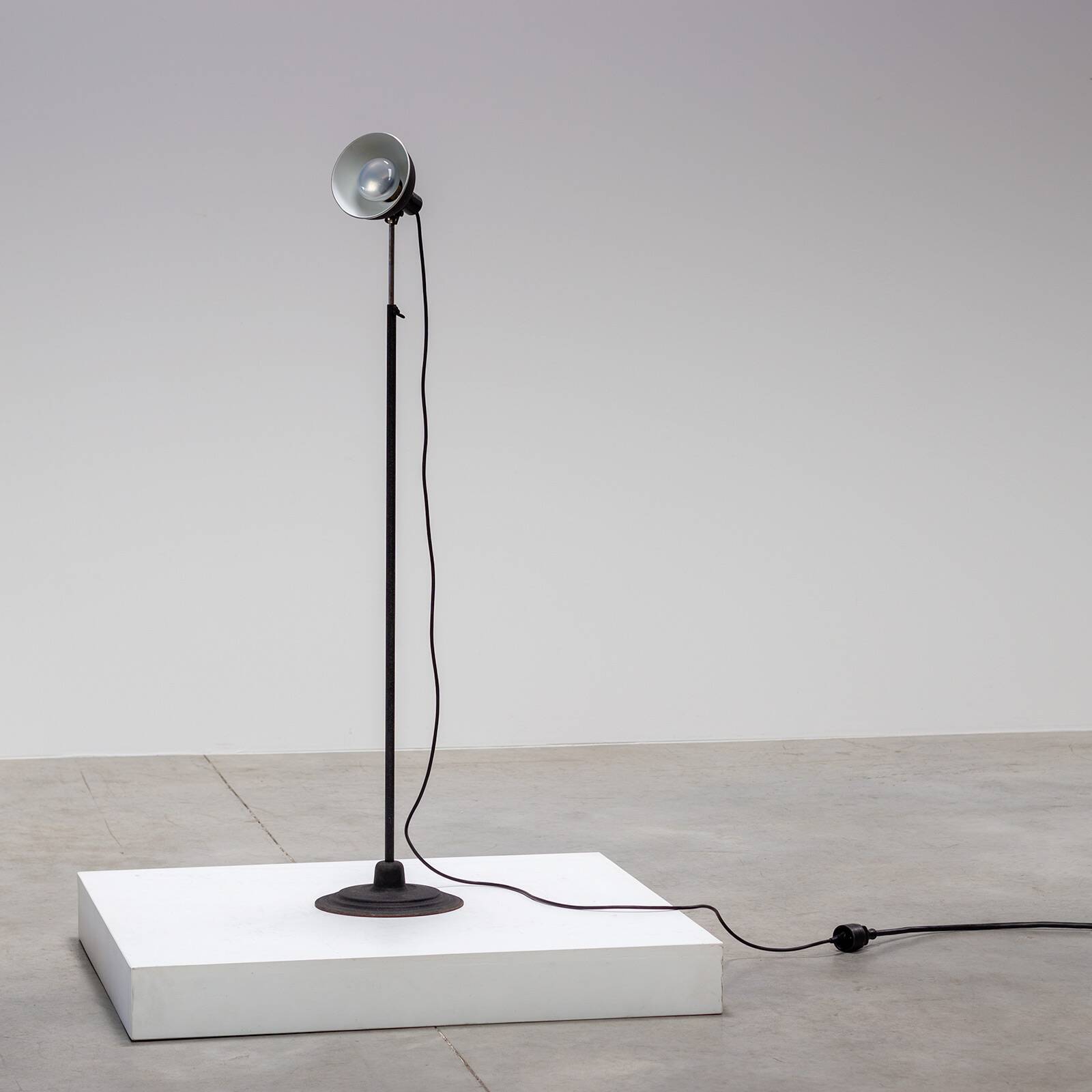 Lampadaire industriel par Kap 1950