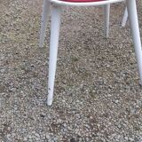 Set of 4 Scandinavian style chairs from the 50s in white lacquered wood and red skaï patties