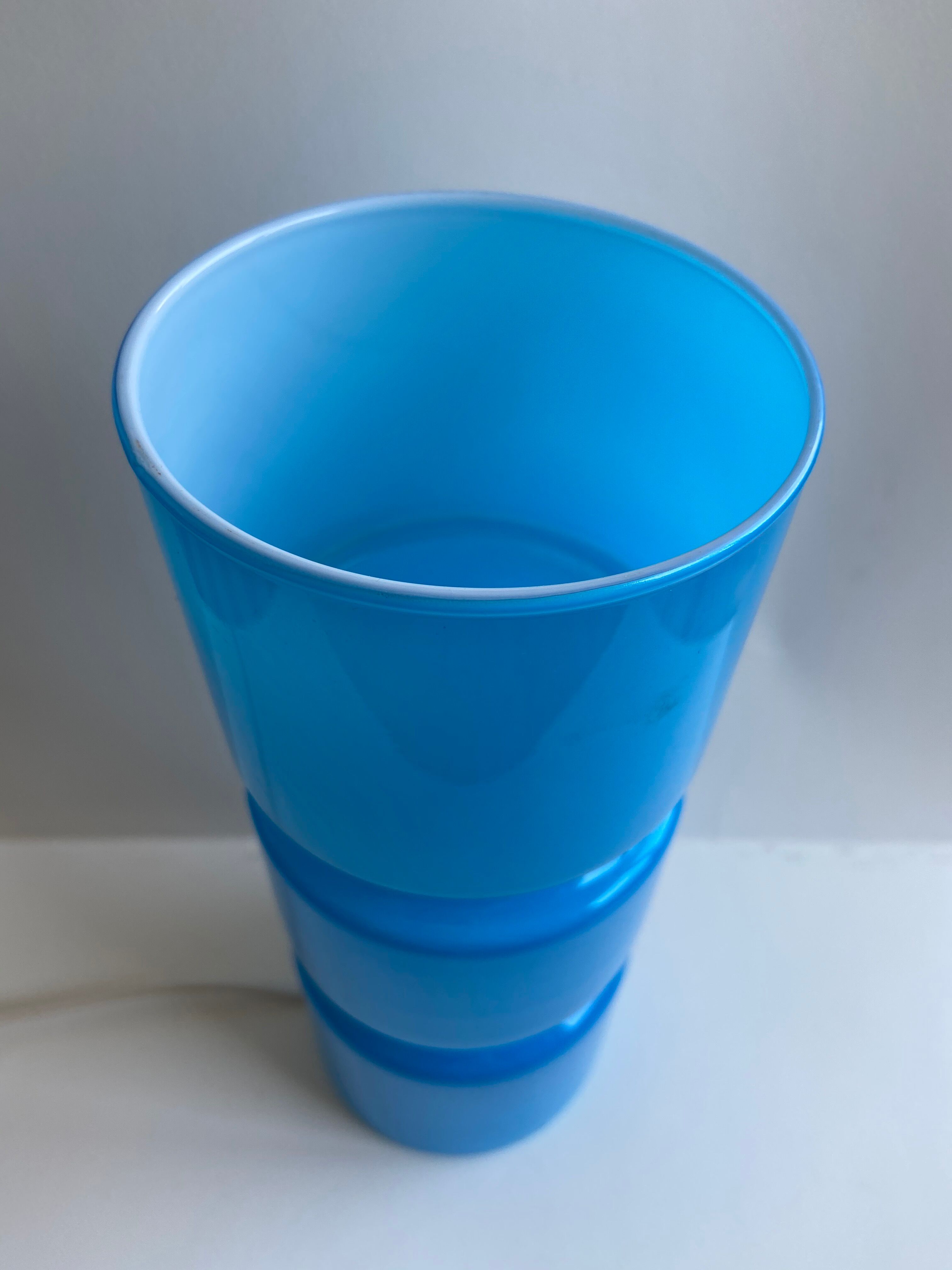 Blue Scandinavian table lamp