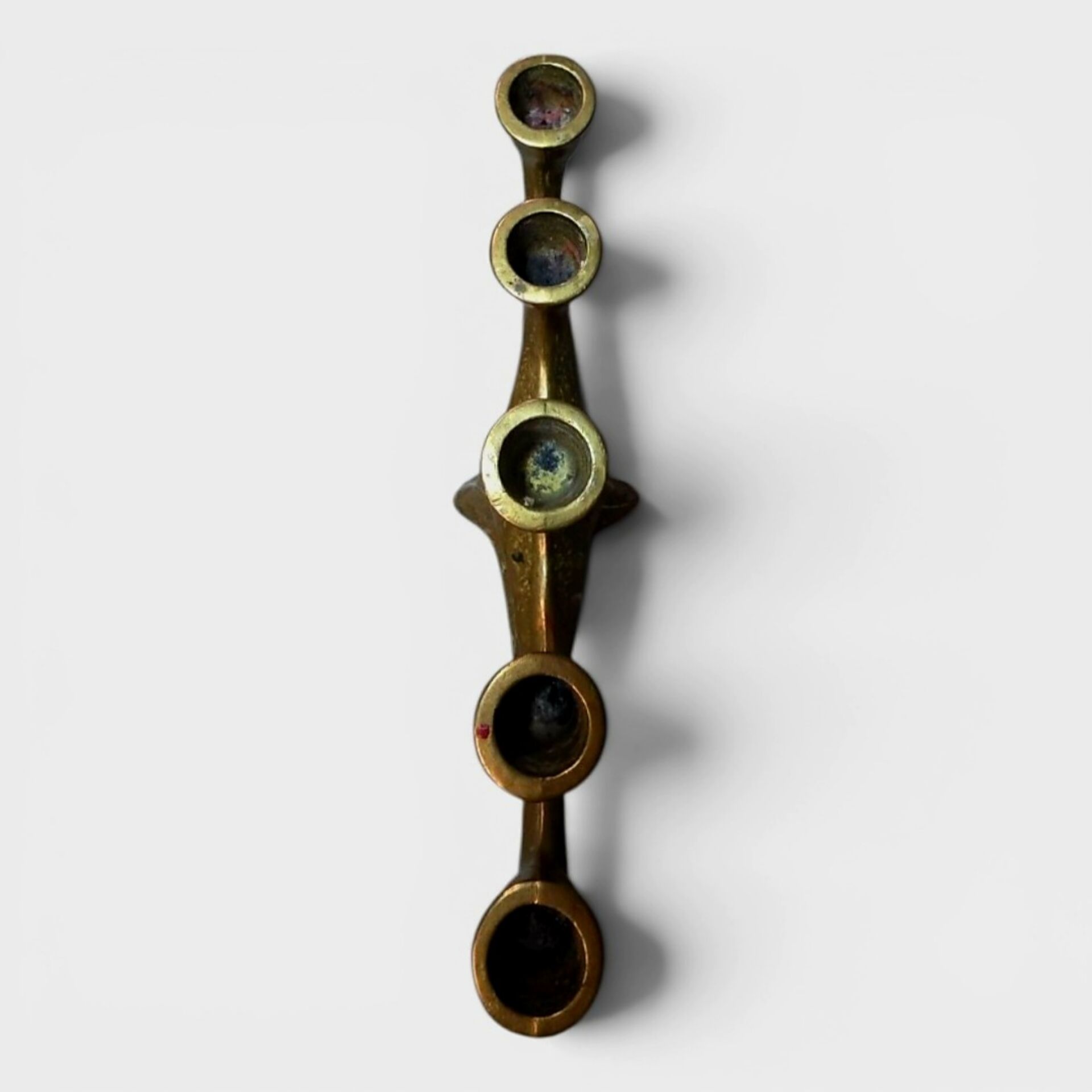Modernist 5-branch candelabrum in solid brass – Circa 1960/70