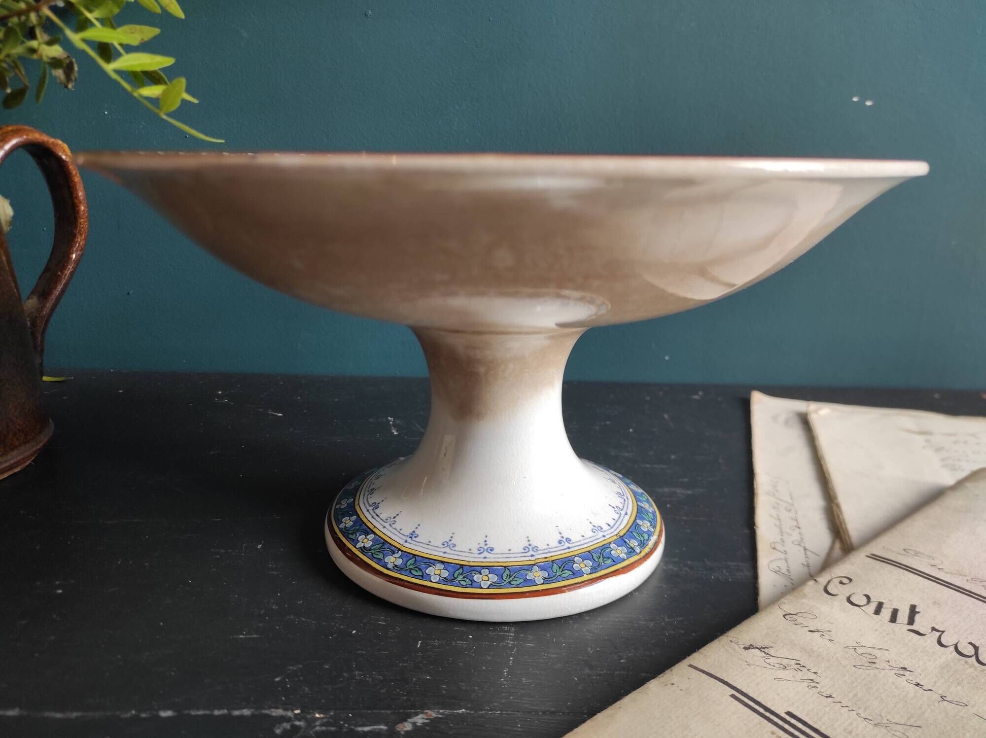 French vintage cake plate or cake stand for desserts or fruit, Sarreguemines, mod. Myosotis