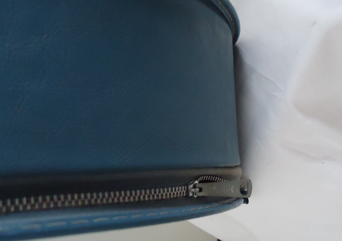 vintage with zip -blue color | Selency