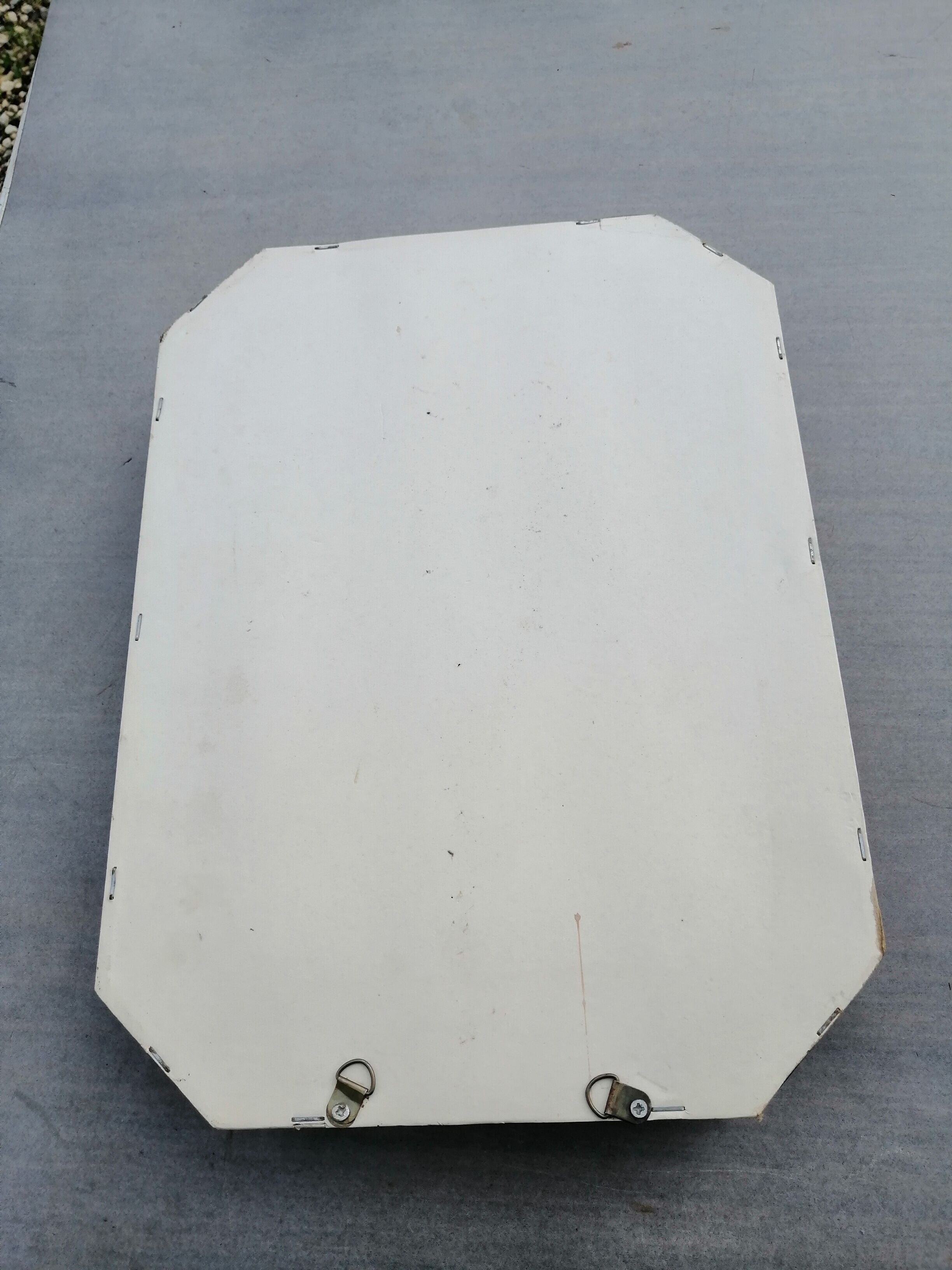 Wall display case for miniature with octagonal compartments