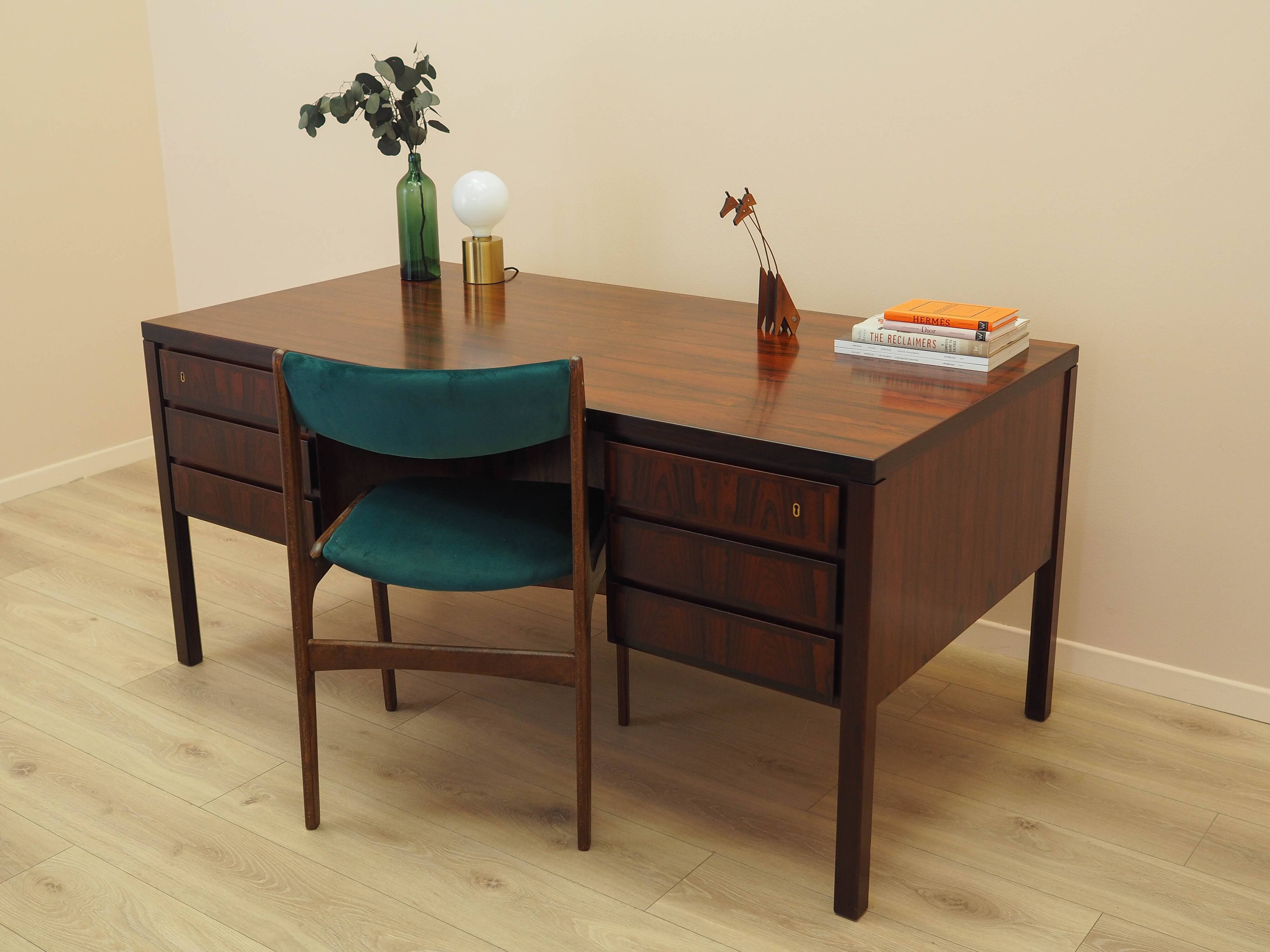 Rosewood desk, Danish design, 1970s, manufactured by Omann Jun