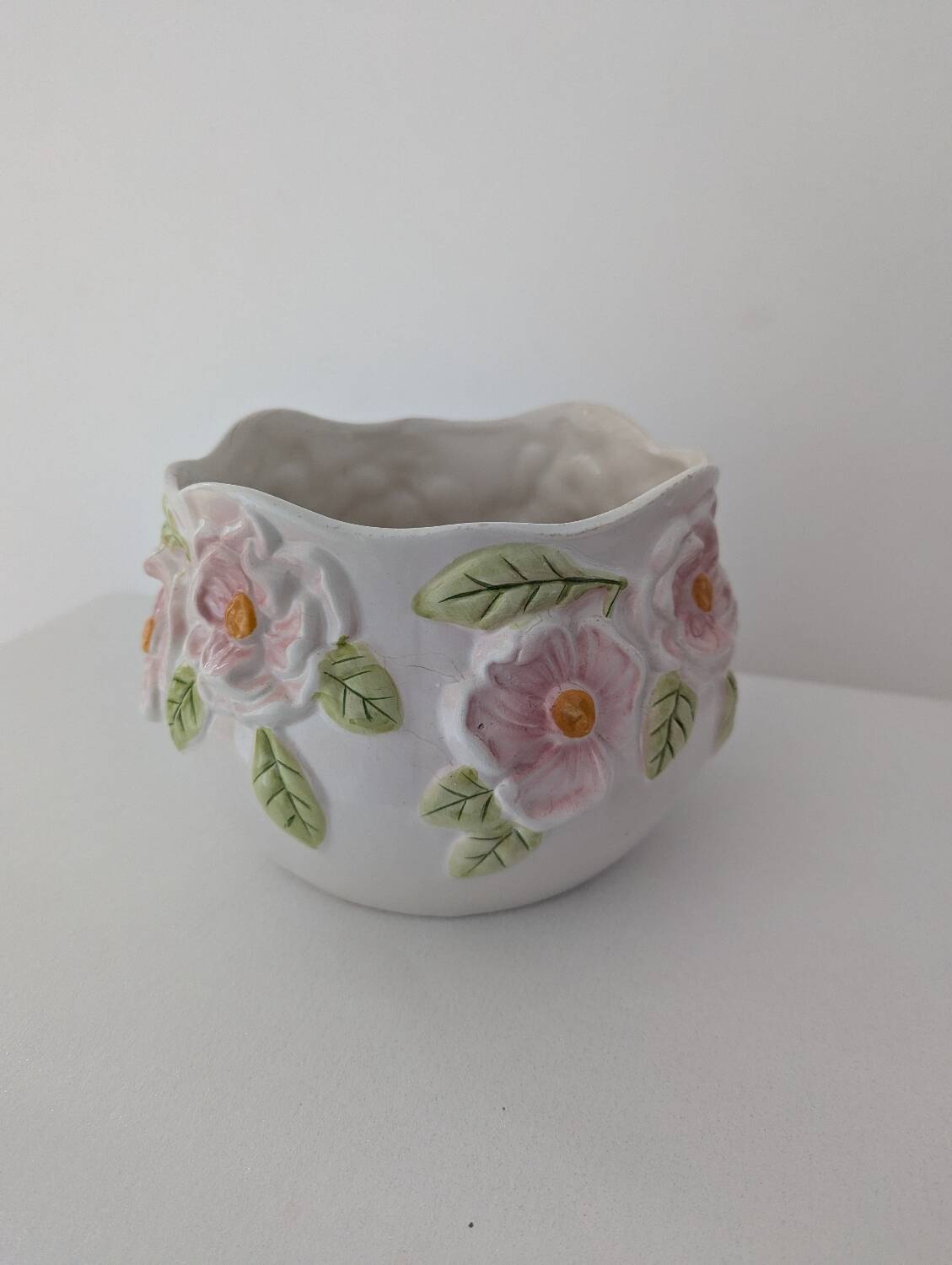 Barbotine flowerpot cover