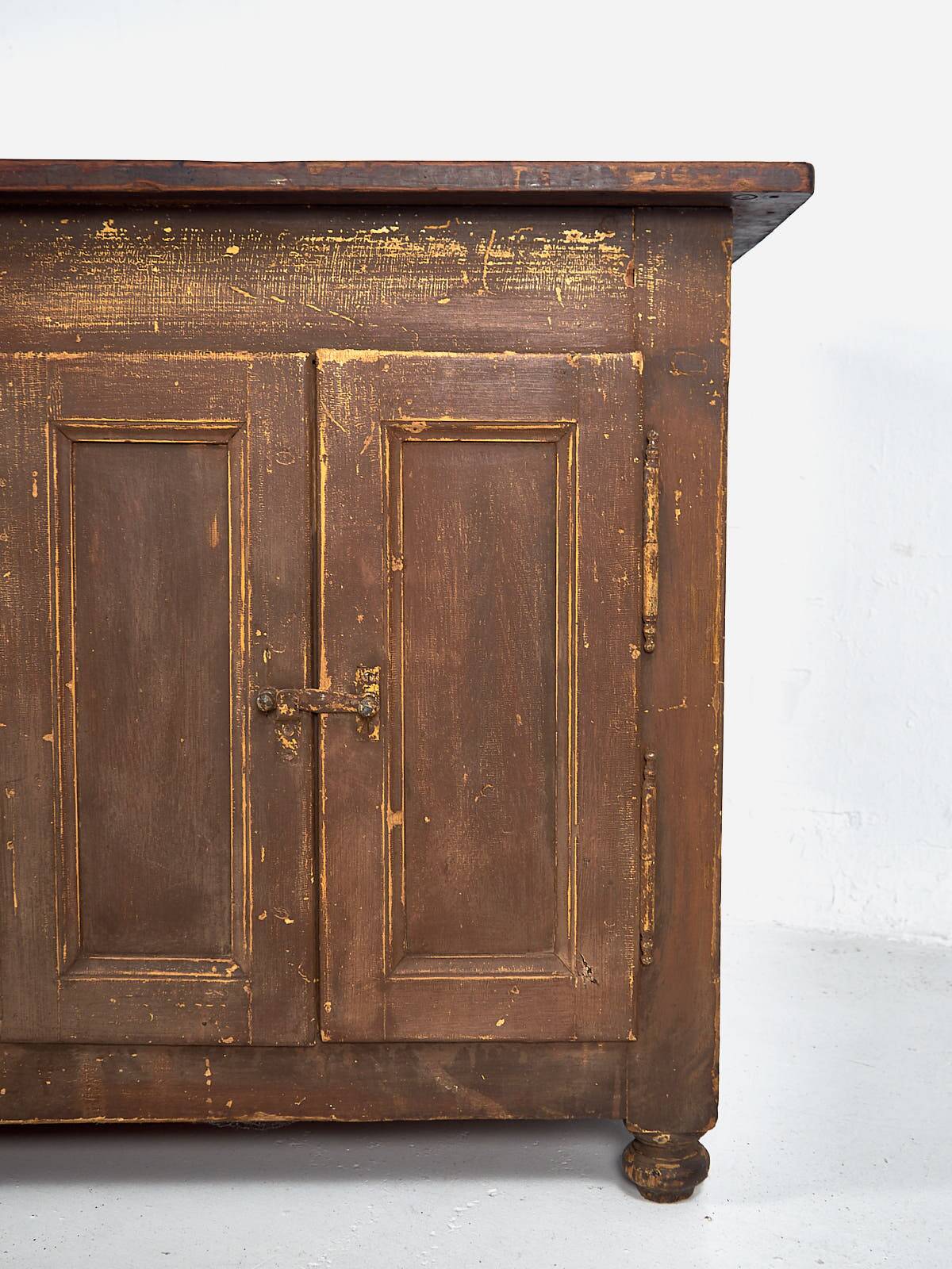 Buffet, îlot ancien en bois, vers 1850