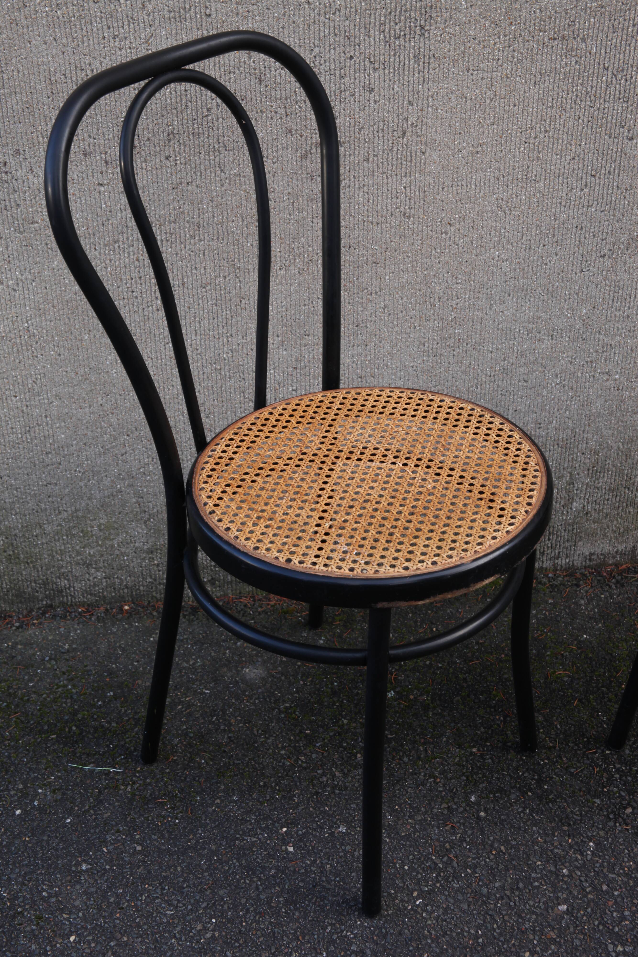 Paire de chaise bistrot métal et cannage