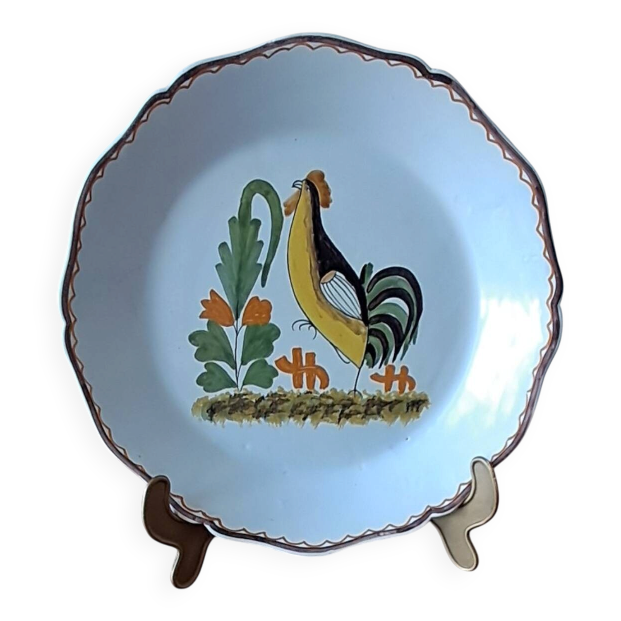 Decorative plate in the 18th-century style. Decoration of a stylised rooster.