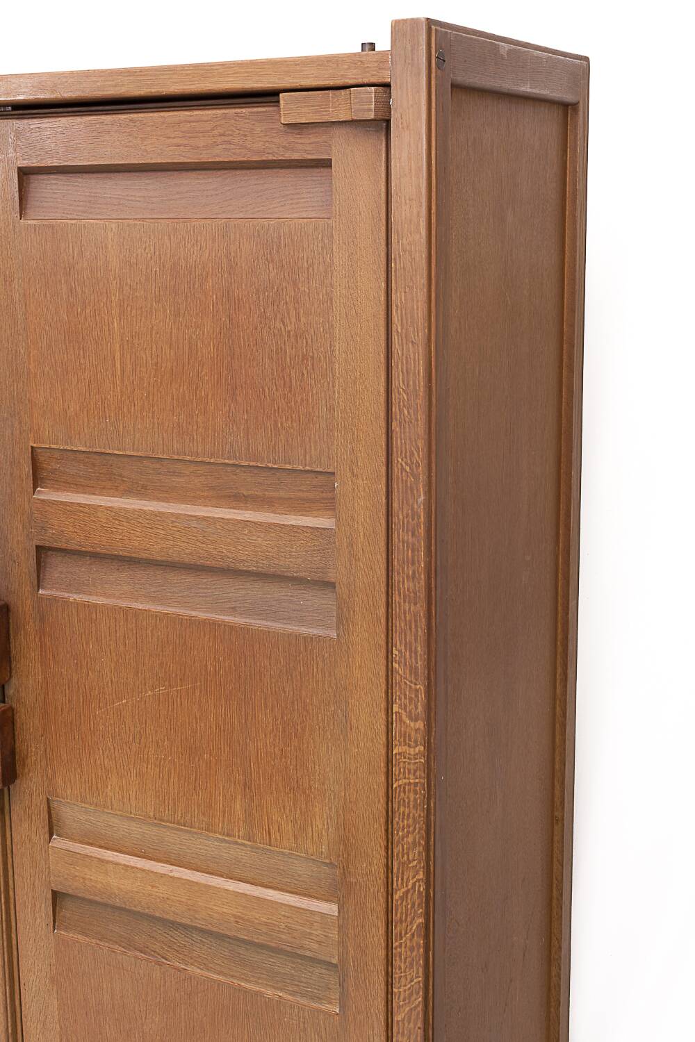 “Gemini” wardrobe, Guillerme and Chambron