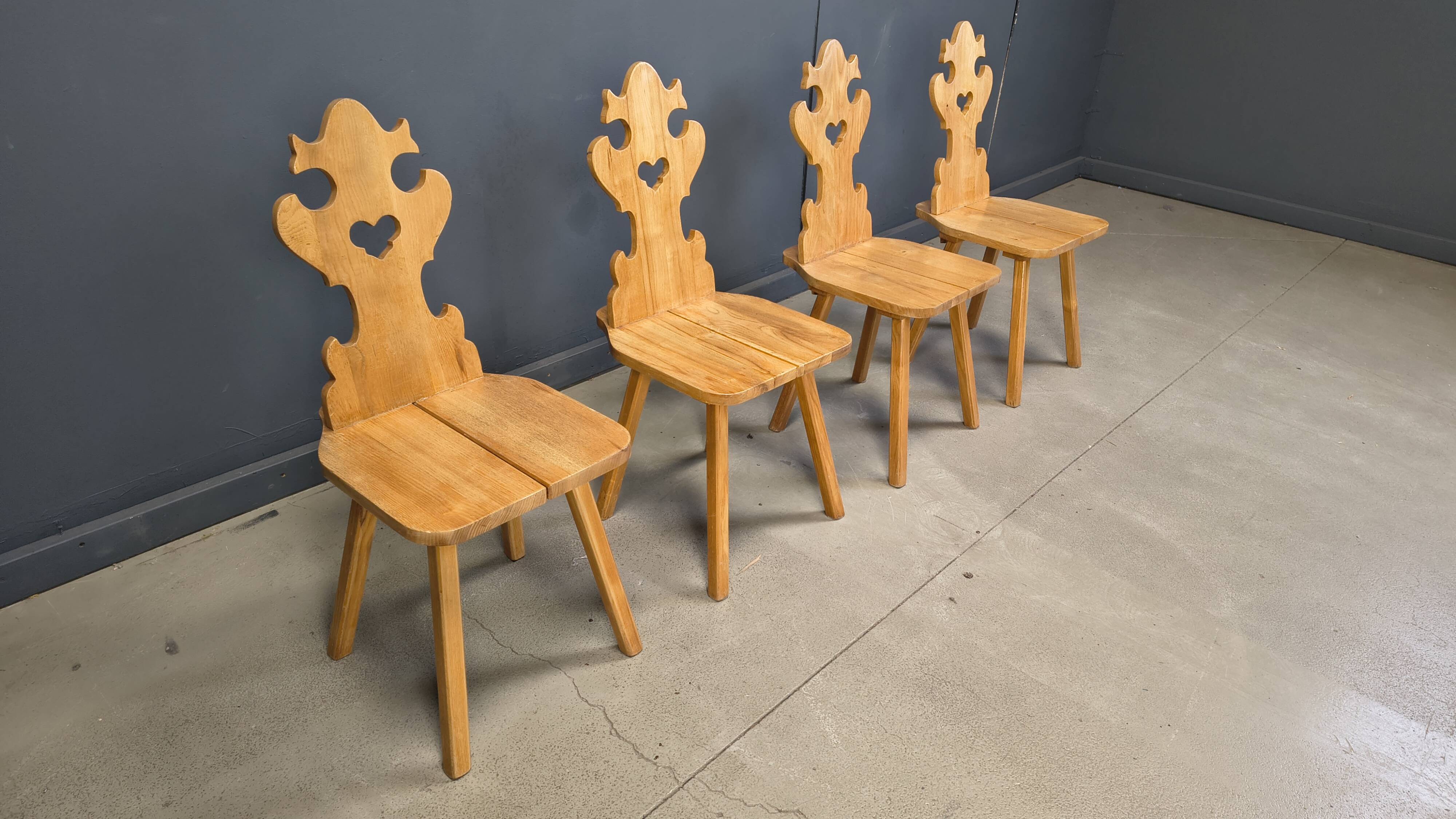 Chaises tiroliennes vintage rustiques, années 1960