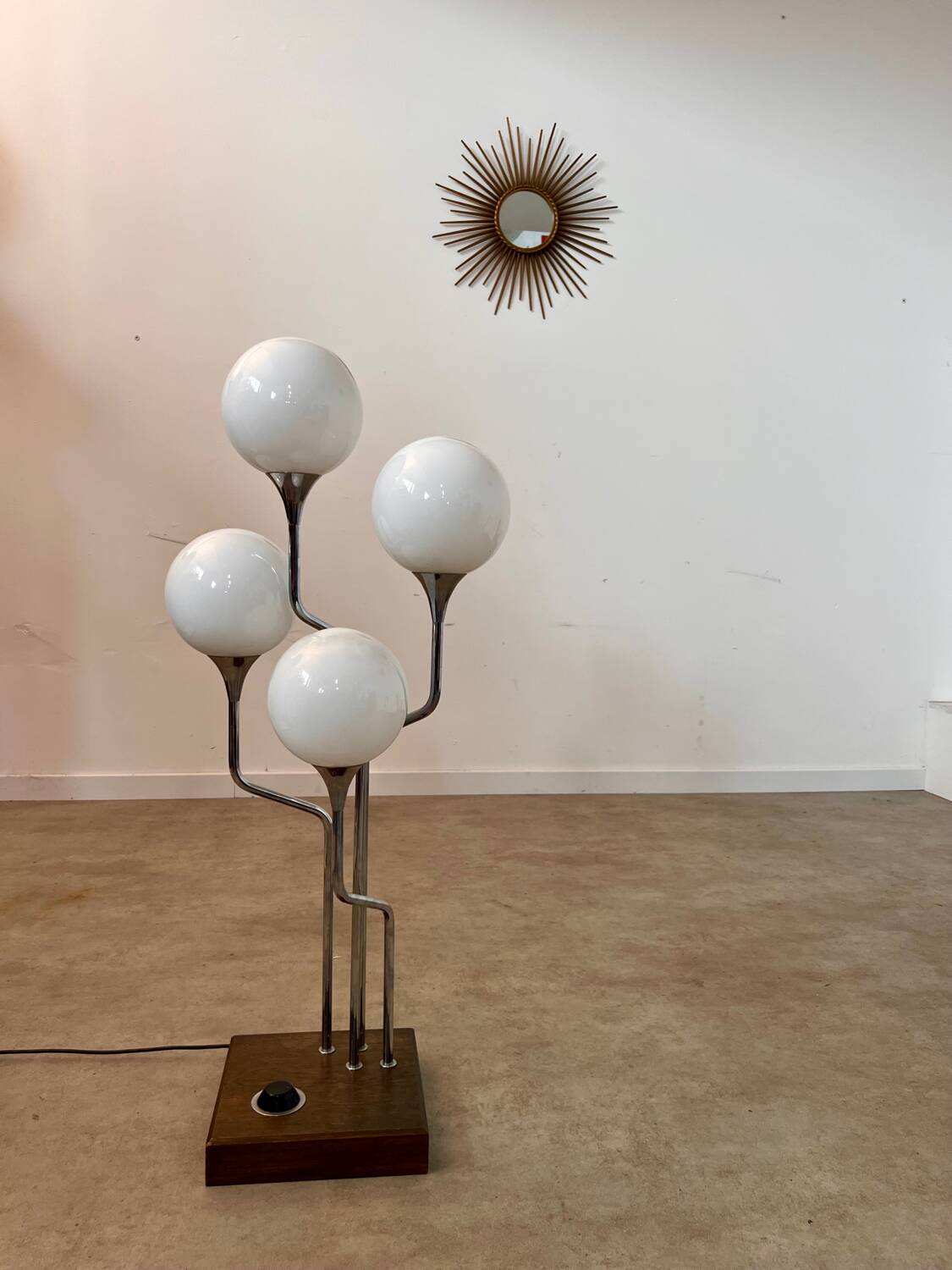 Old metal table lamp Italian design Gioffredo REGGIANI 70s vintage 4 lights