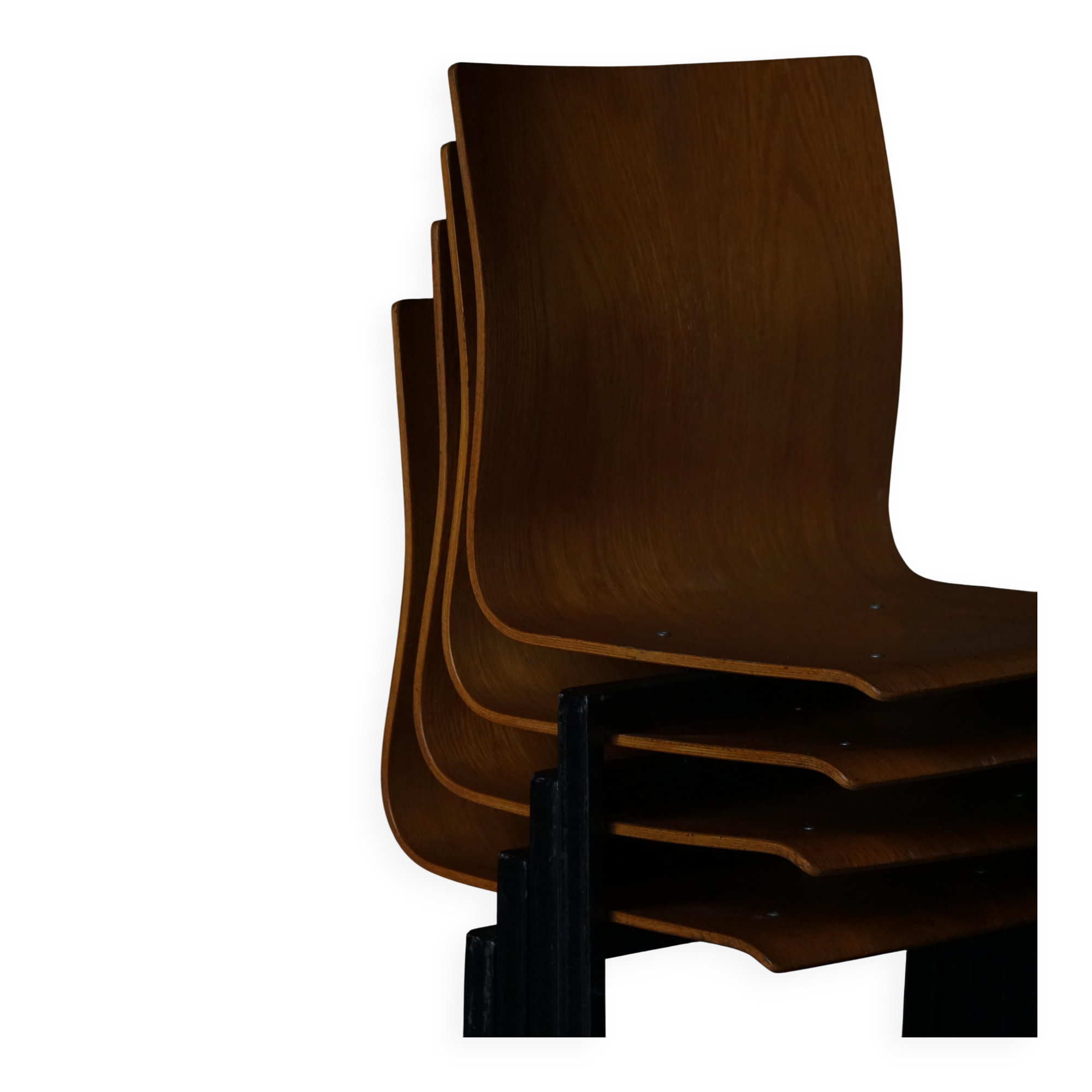 Set of 6 industrial stackable chairs by Niels Larsen, black metal and oak, 1960s.