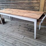 Farm table