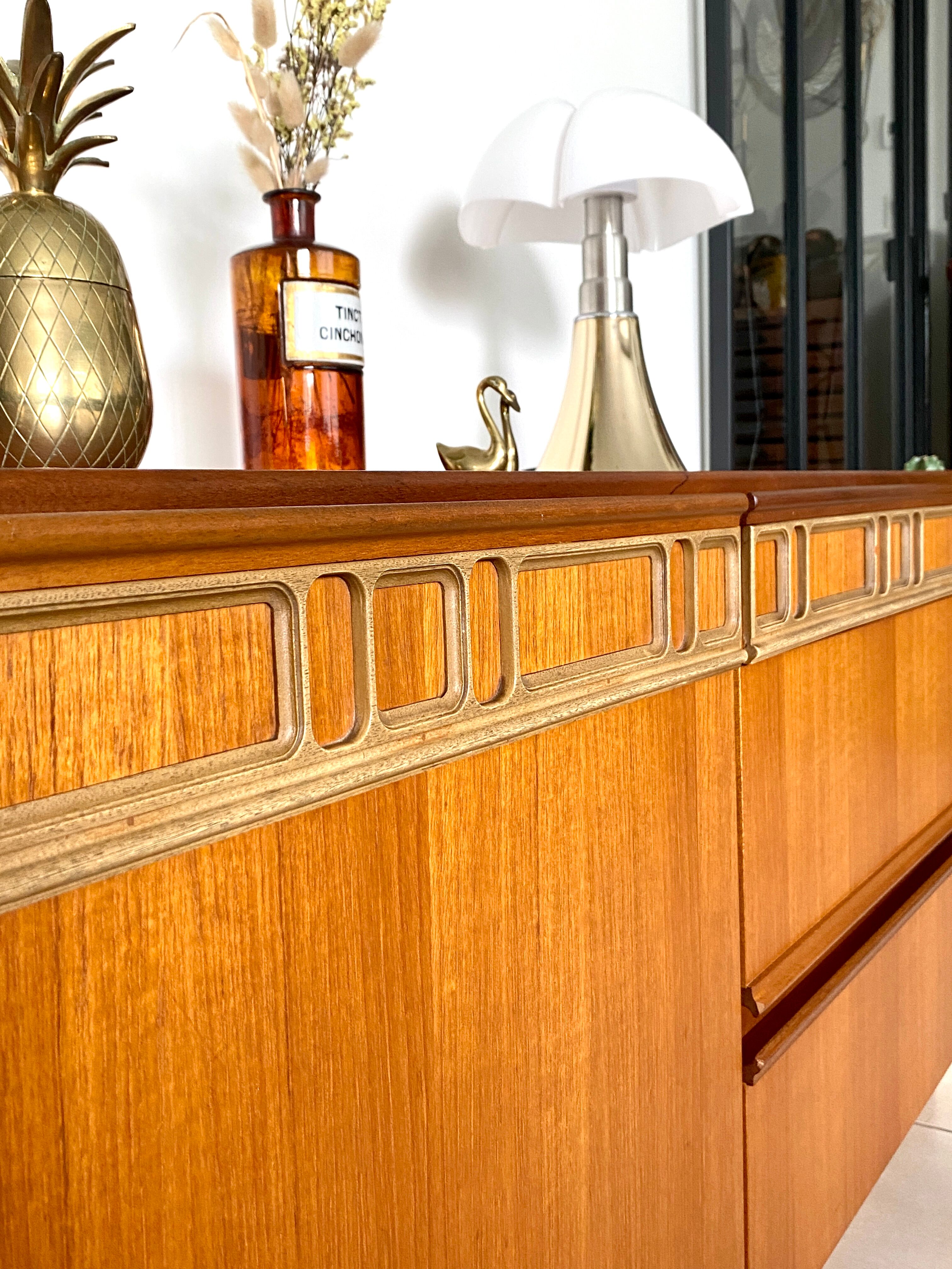 Mc Intosh Vintage Teak Row