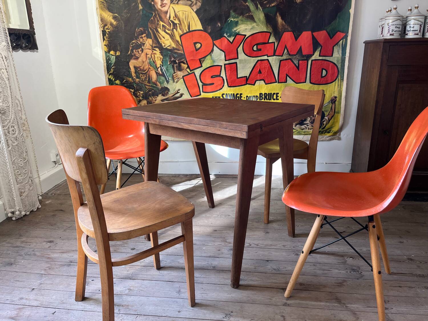 Petite table d’appoint 1950