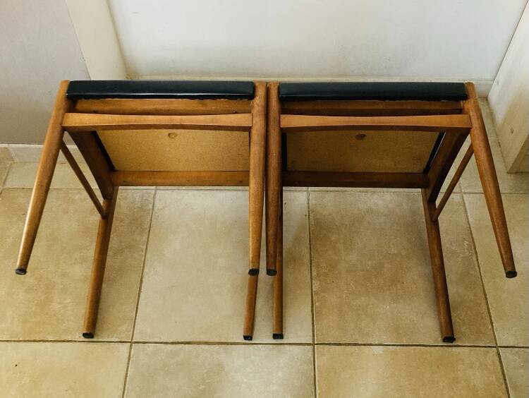 Pair of Scandinavian chairs from the 1960s/70s