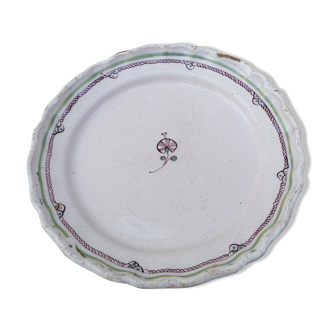 Plate XVIII century majolica Bordeaux