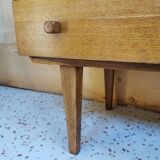 Oak chest of drawers