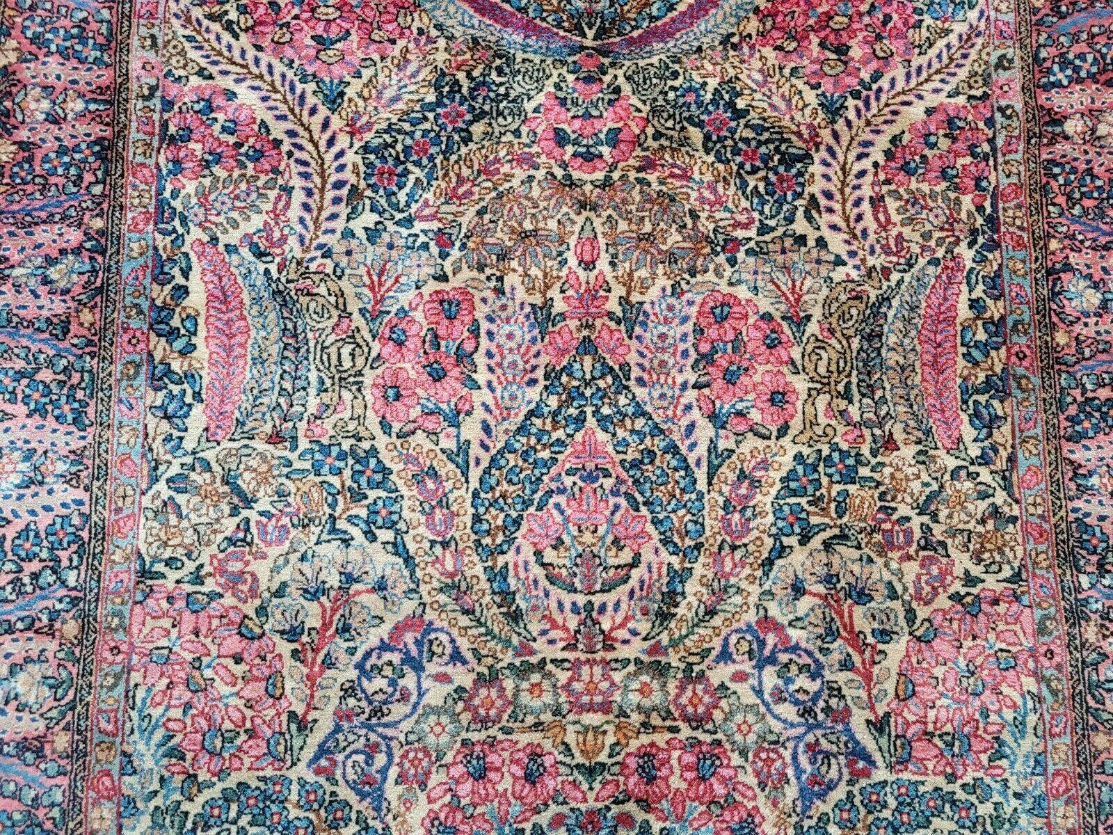 Antique Handmade Middle Eastern Kerman Rug 3.9' x 6.9' (120 cm x 211 cm), 1920s - 1L15