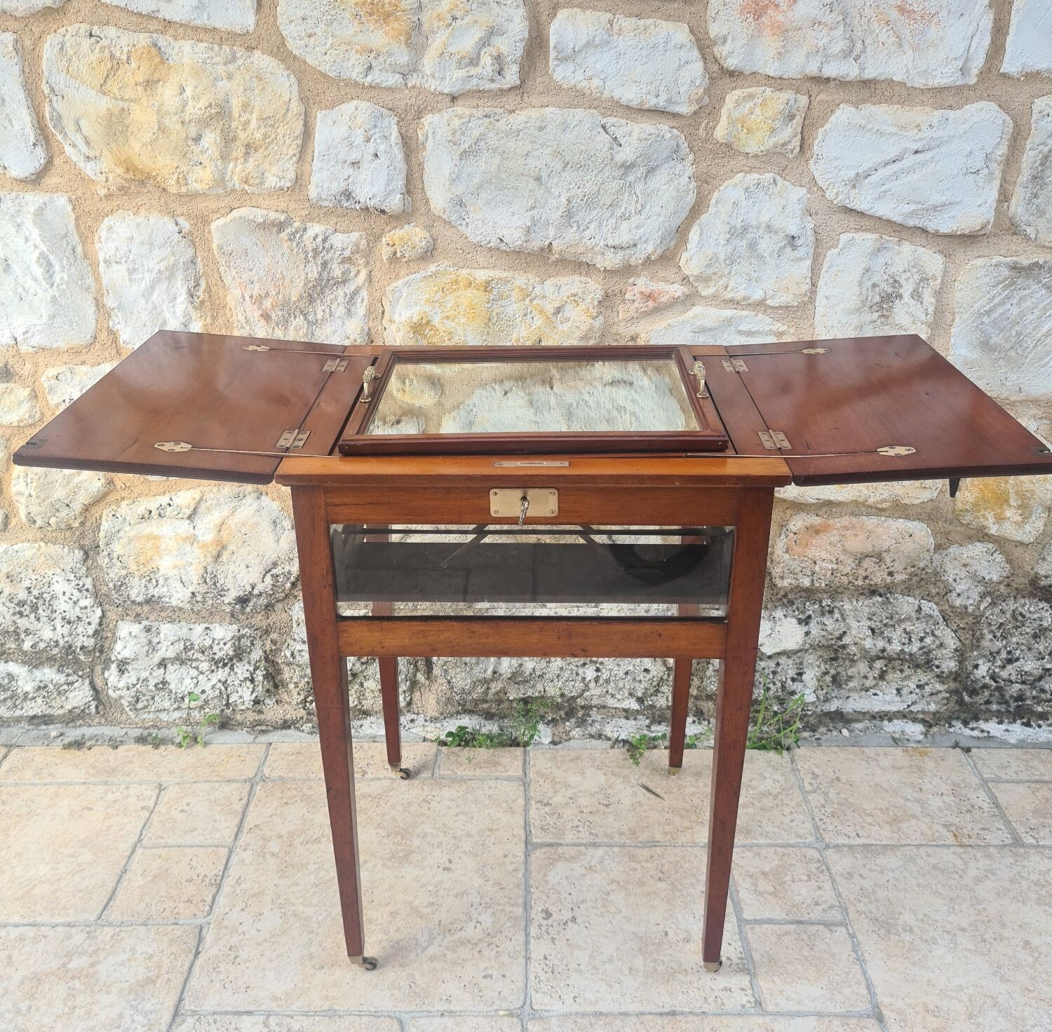 Mahogany tea table