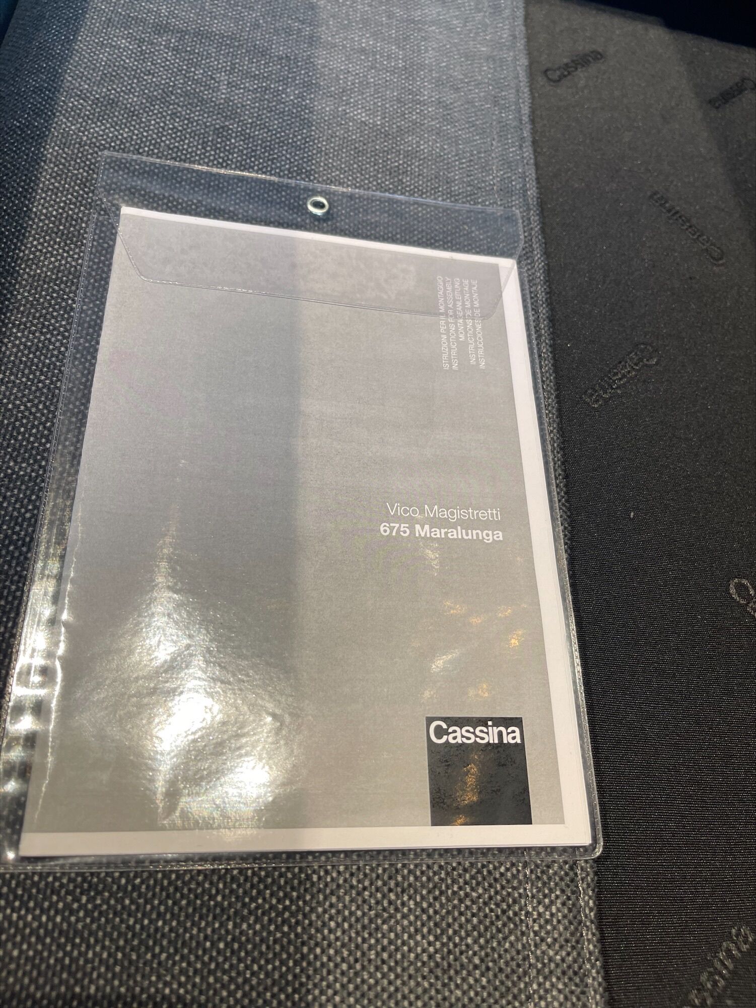 Maralunga 2 places by Vico Magistretti  for Cassina