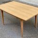 Table à manger design scandinave extensible décapée en teck brut 1960