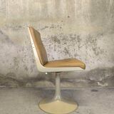 Vintage tulip leg chair.