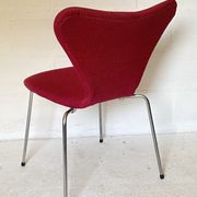 Pink chair 3107 by Arne Jacobsen