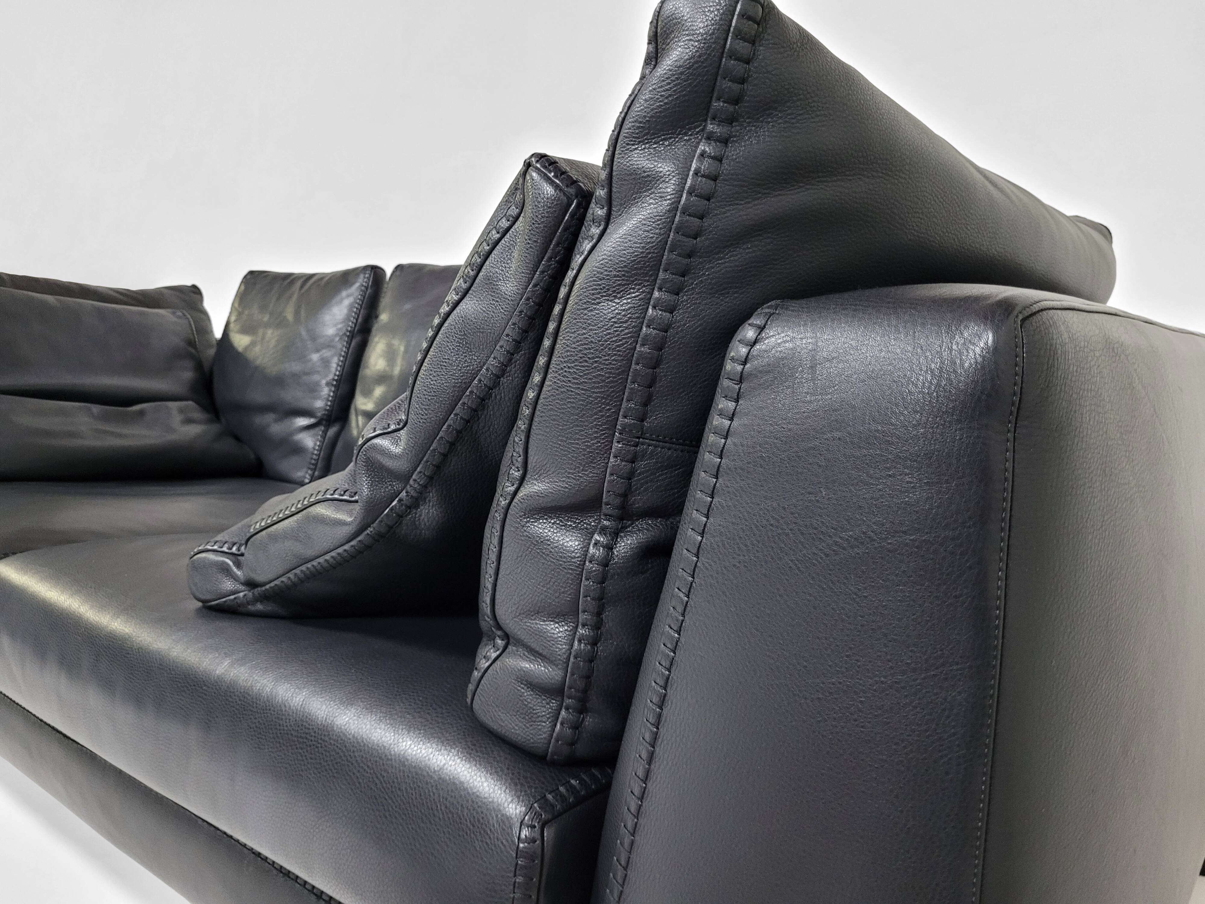Ray sofa by antonio citterio for b&b italia
