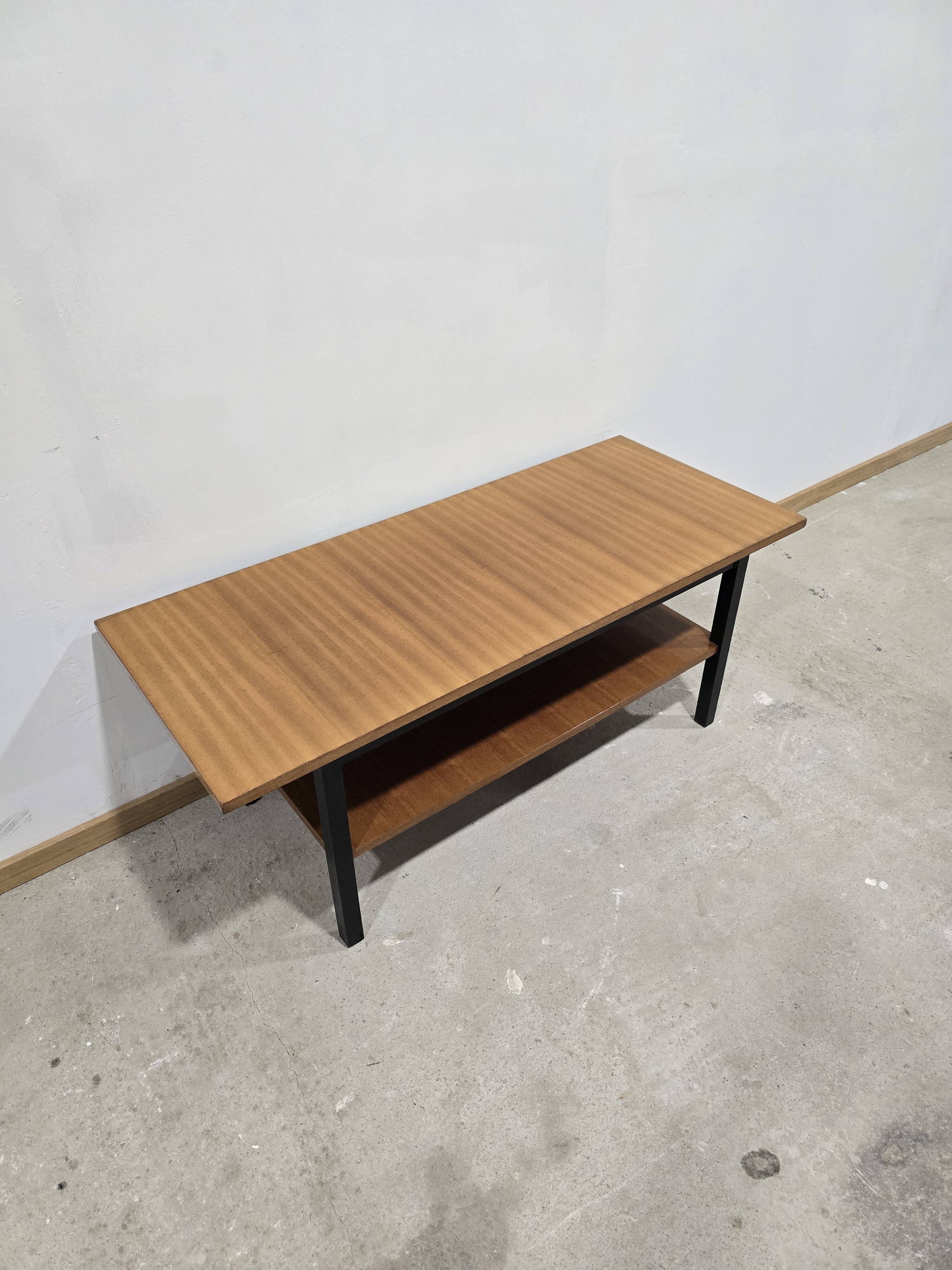 Vintage 1970s Wooden Coffee Table with Lower Shelf – Mid-Century Moder