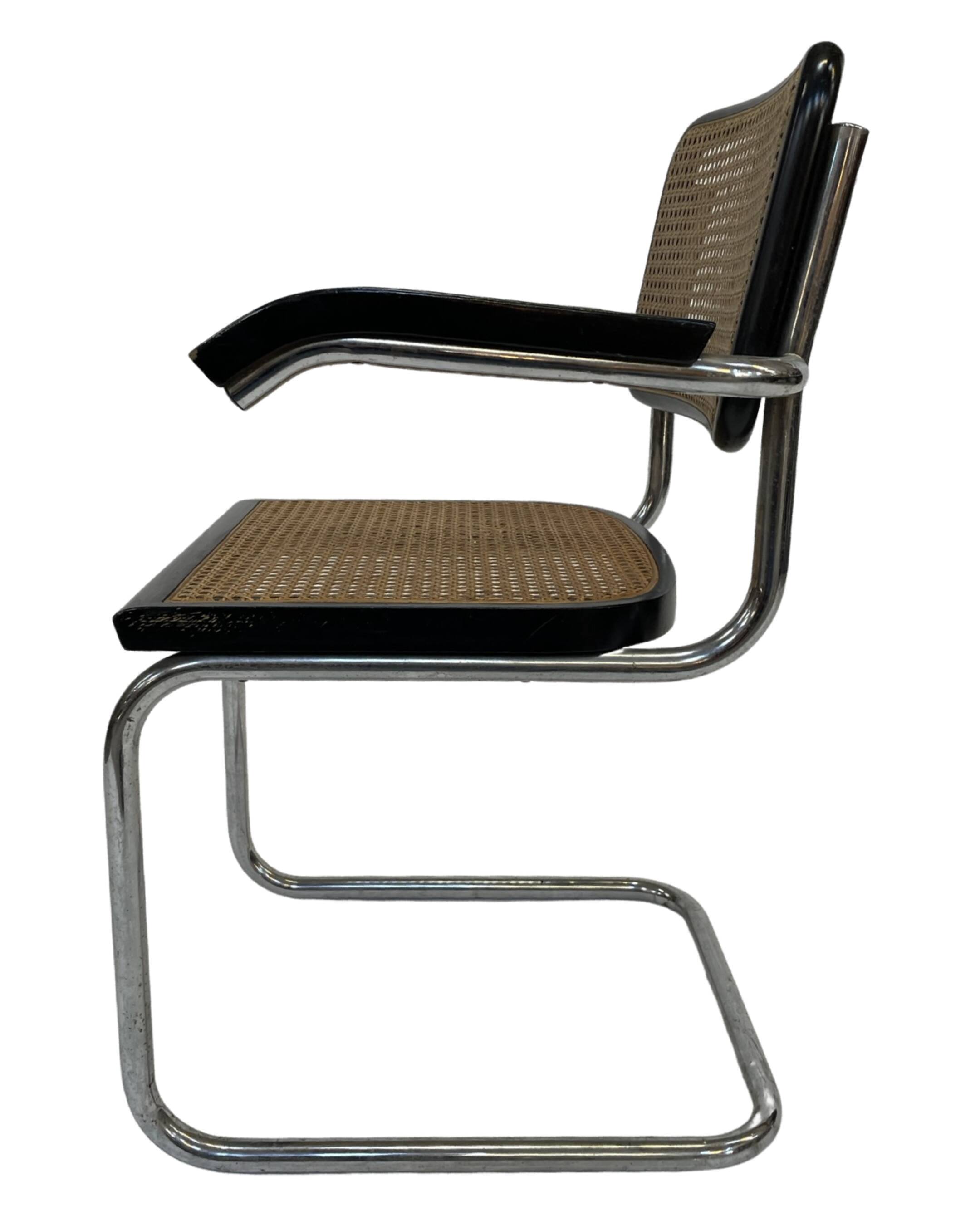Set of 4 chairs model B64 Cesca with armrests in Black and Chrome