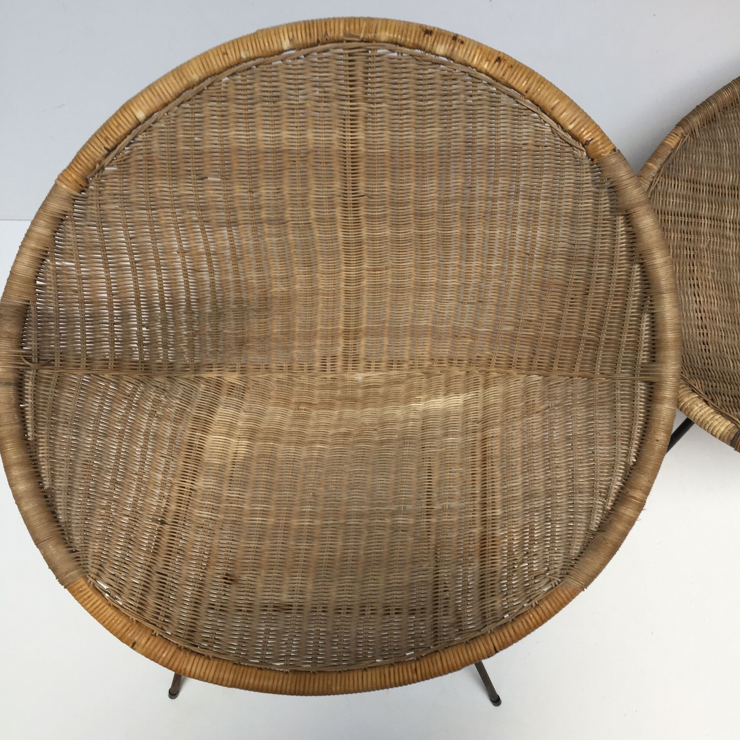 Paire de fauteuils satellite vintage