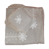 Nappe en lin gris clair et 6 serviettes broderies blanches