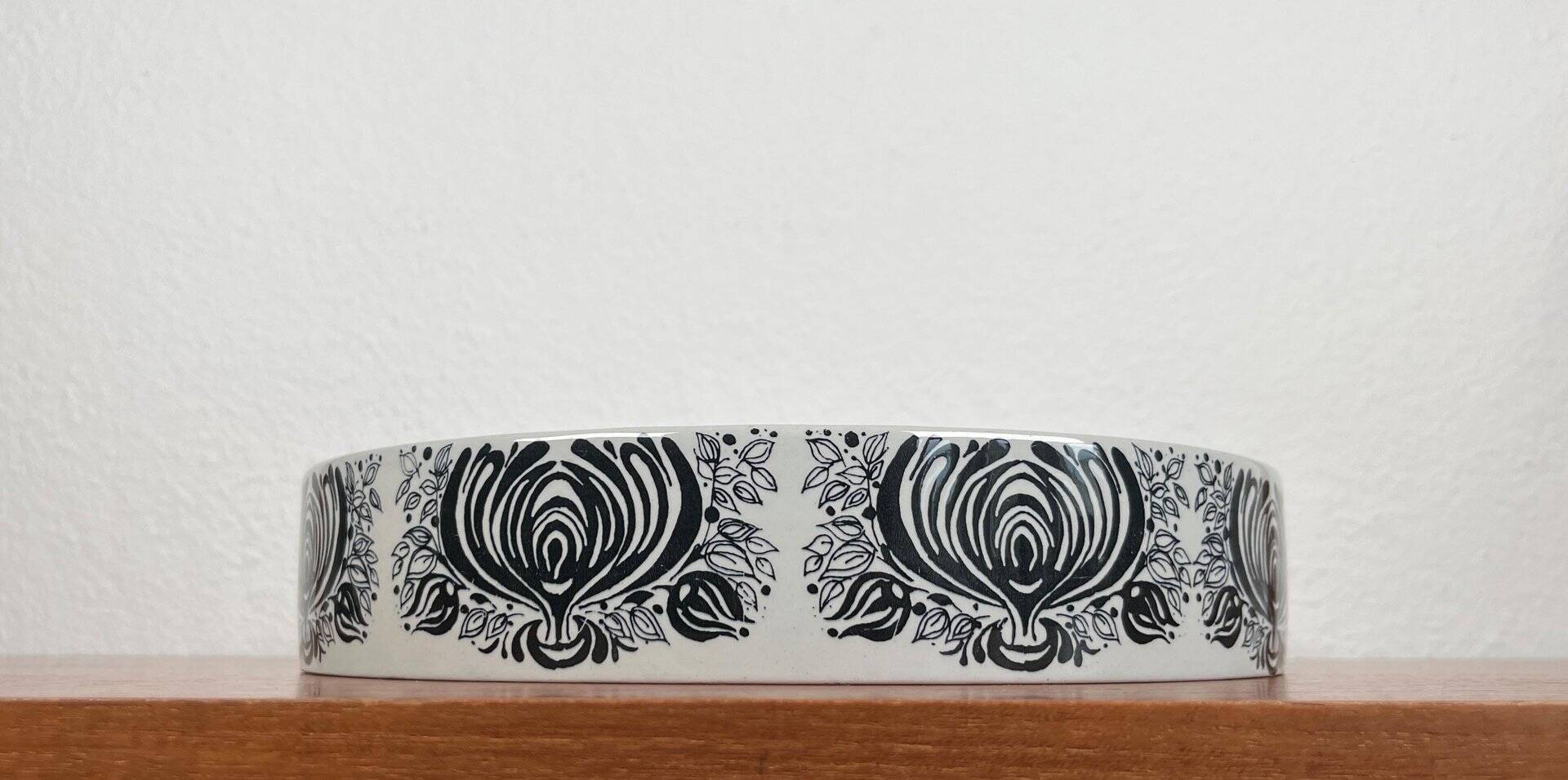 Danish Flora bowl mid-century by Bjørn Wiinblad for Nymolle, Denmark, 1960s.