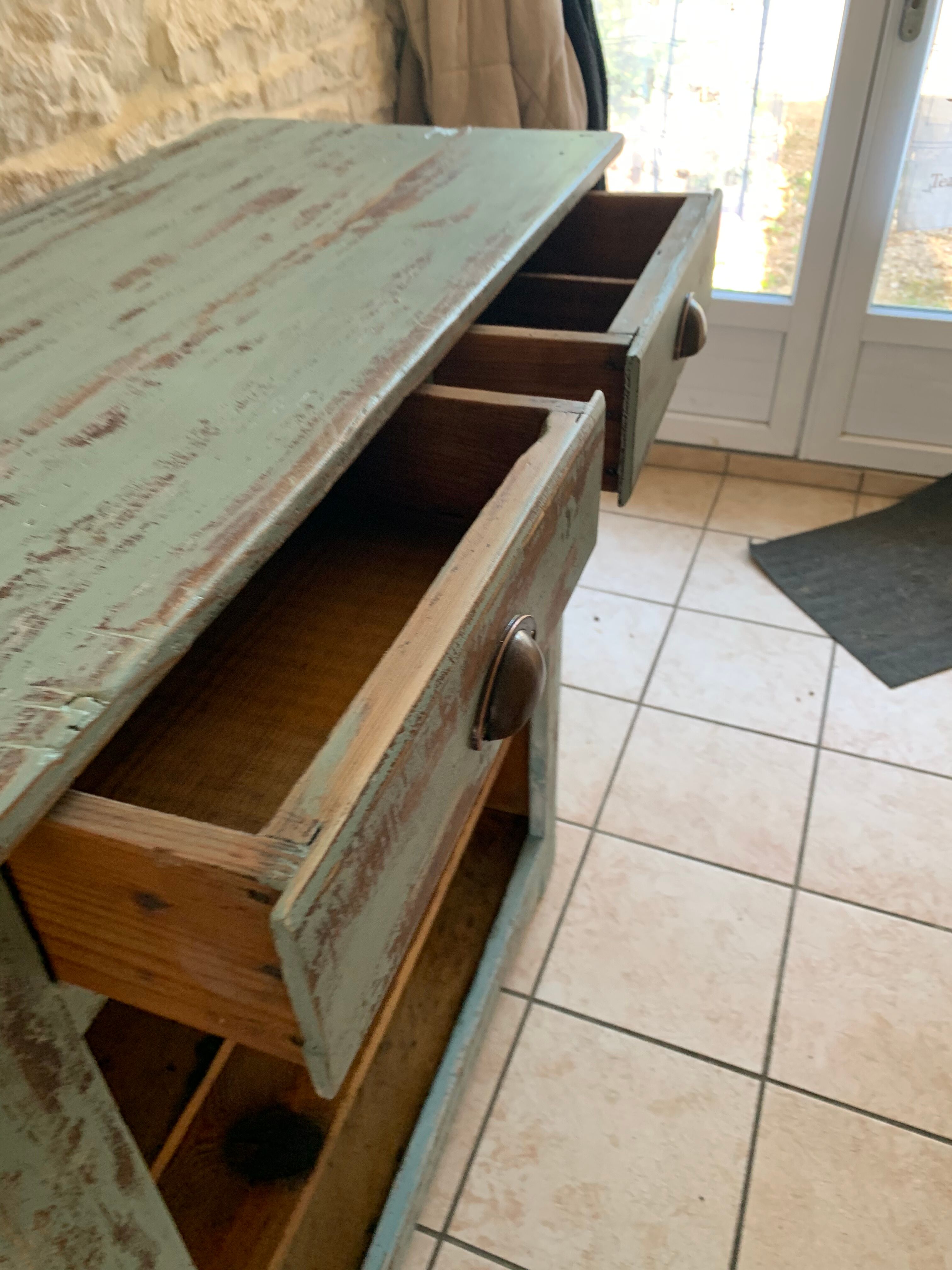 Buffet parisien vintage