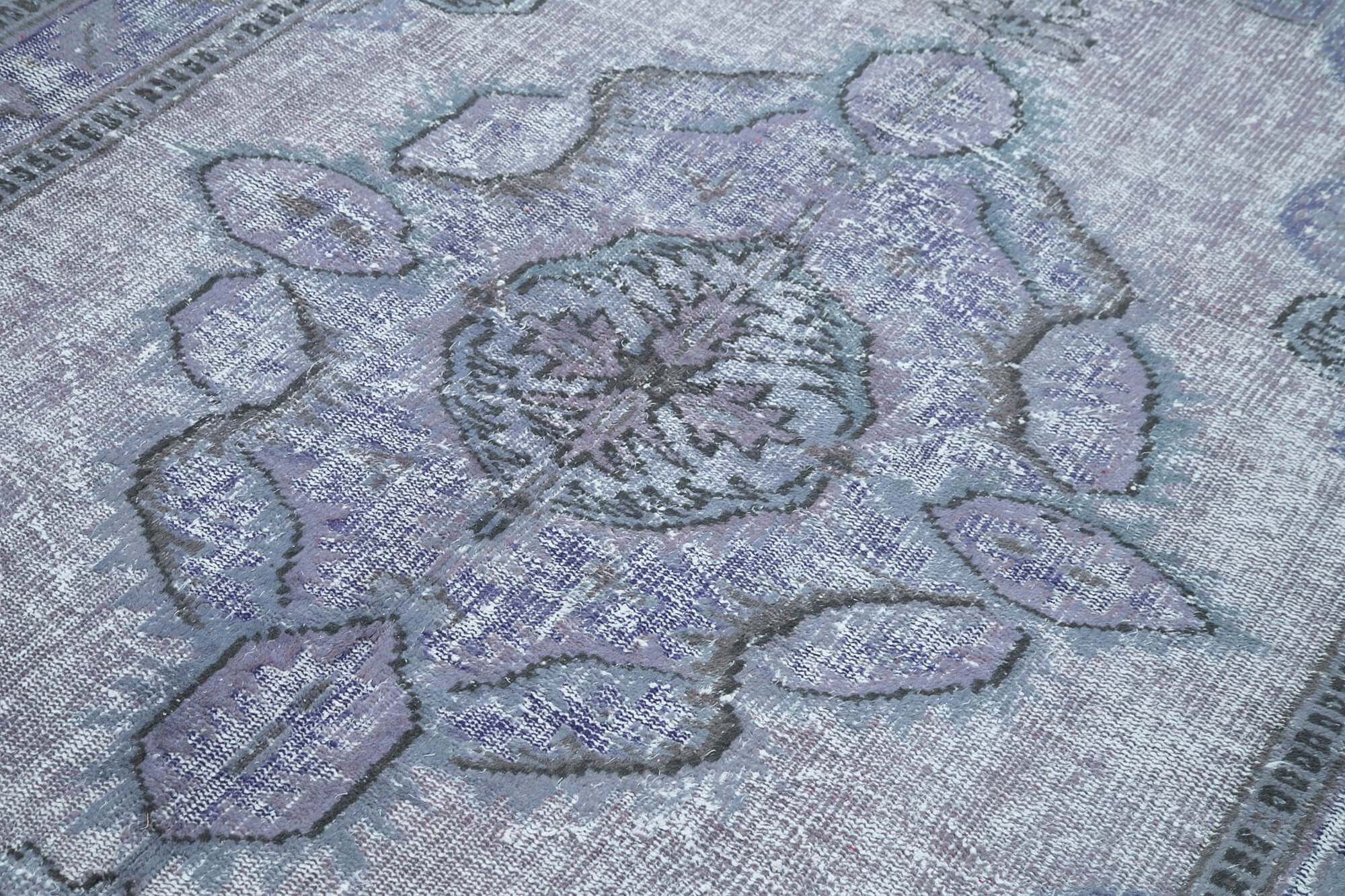 Hand-knotted rustic anatolian 1980s 174 cm x 280 cm grey carpet