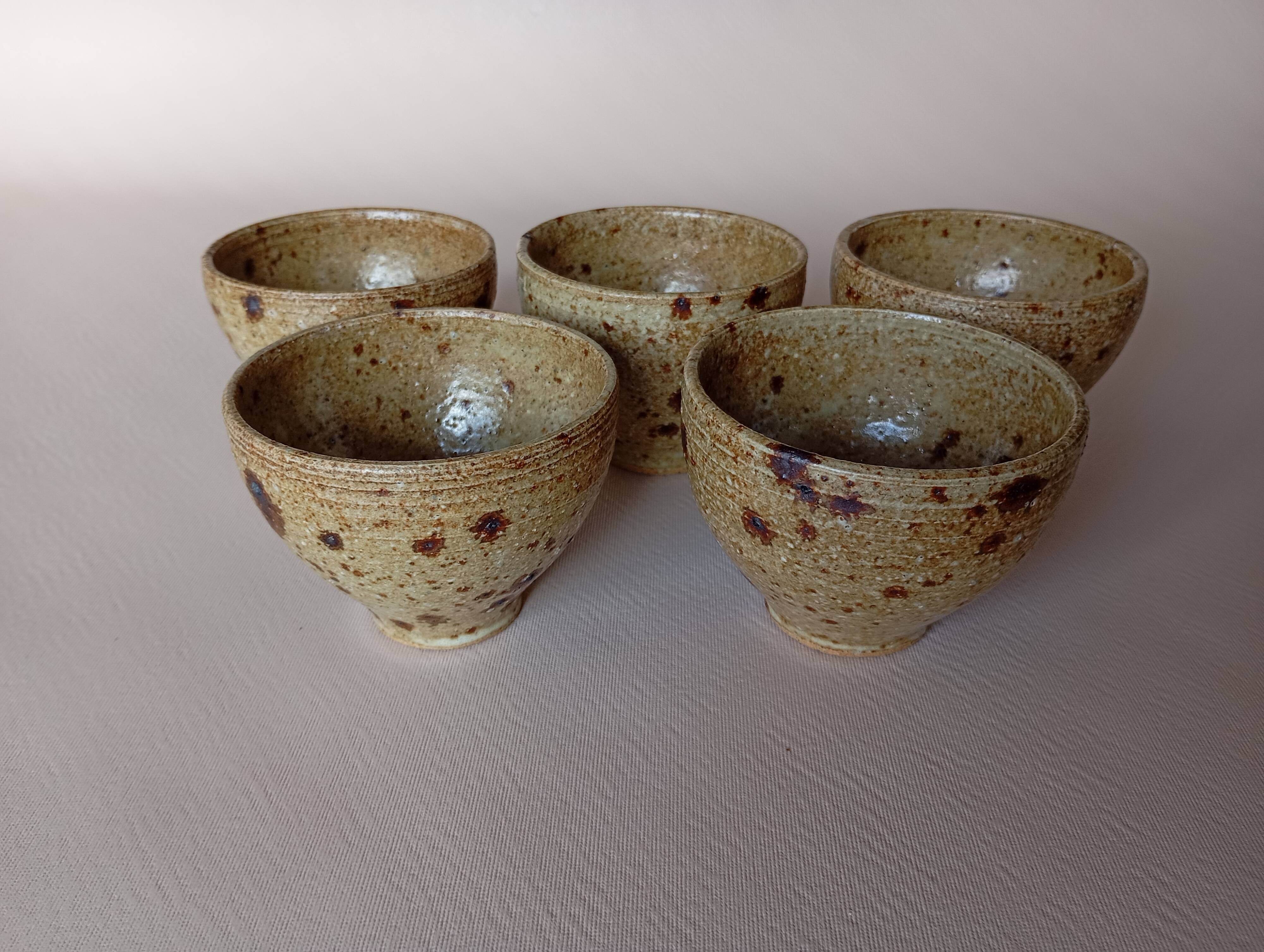 5 stoneware tea bowls