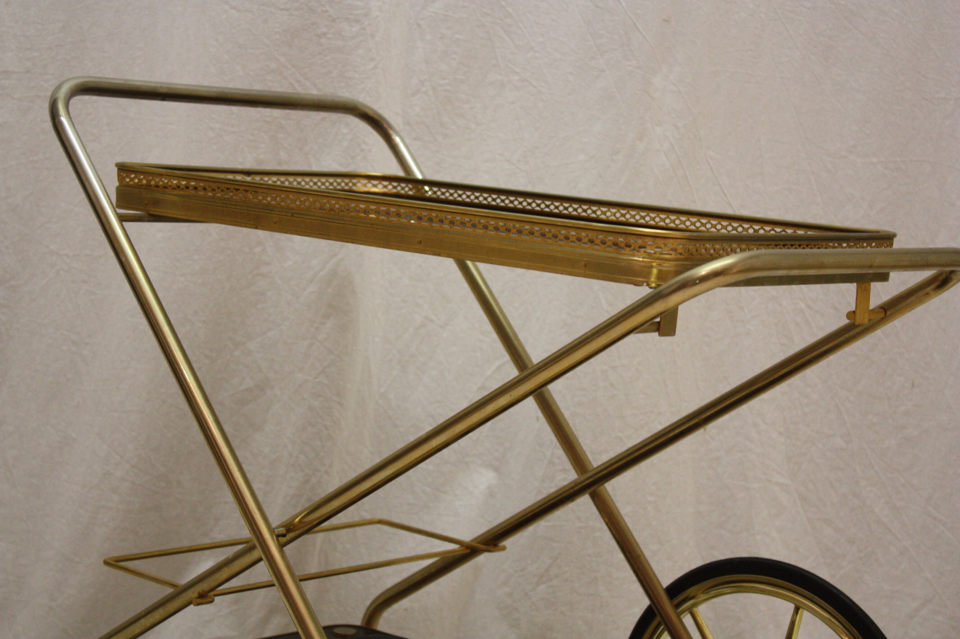 Service brass trays mahogany vintage 1960