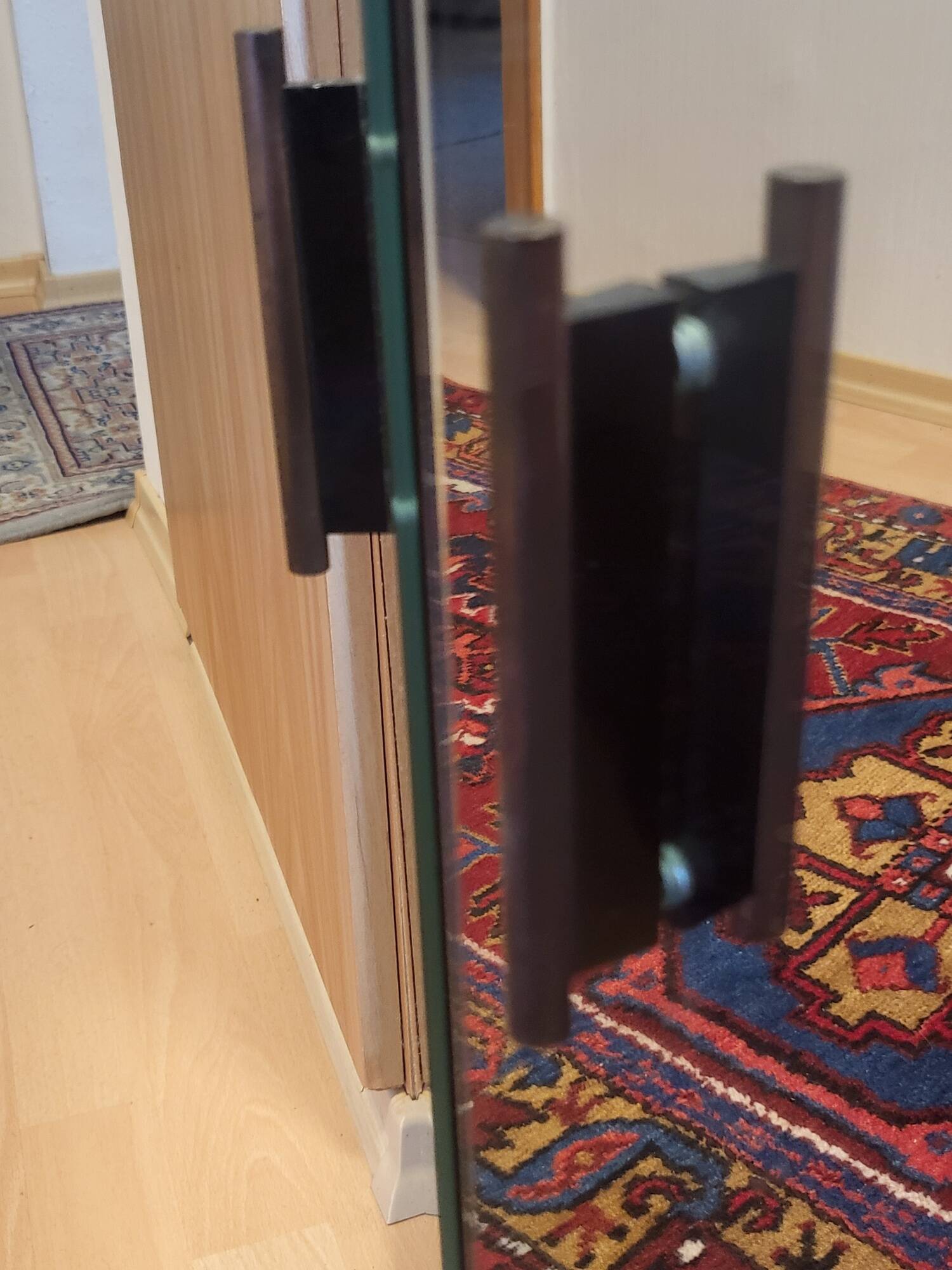 Petit meuble en verre miroir, France vers 1950