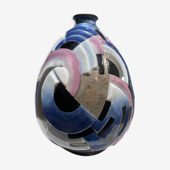 Vase modèle « primerose » crée par camille fauré