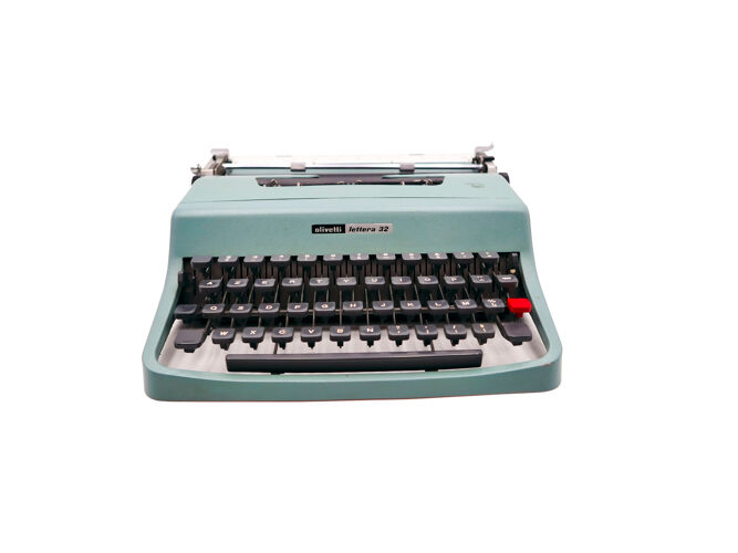 Machine à écrire Olivetti Lettera 32 verte révisée