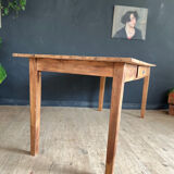 Farm table