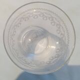 Gobelet de baptême en cristal gravé à l'aiguille