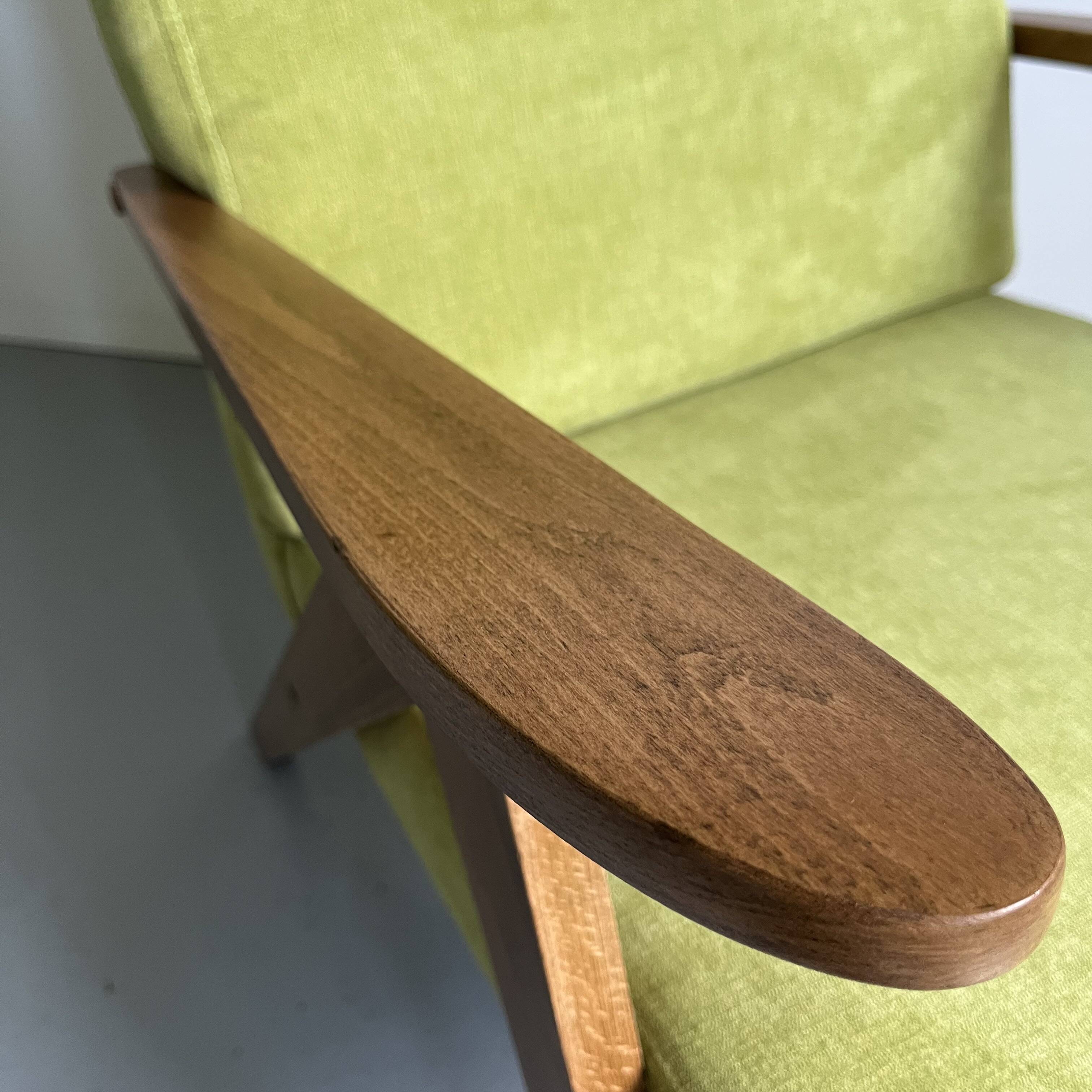 Vintage Mid-Century Modern Armchair: Lime Green Fabric and Beech Wood Frame
