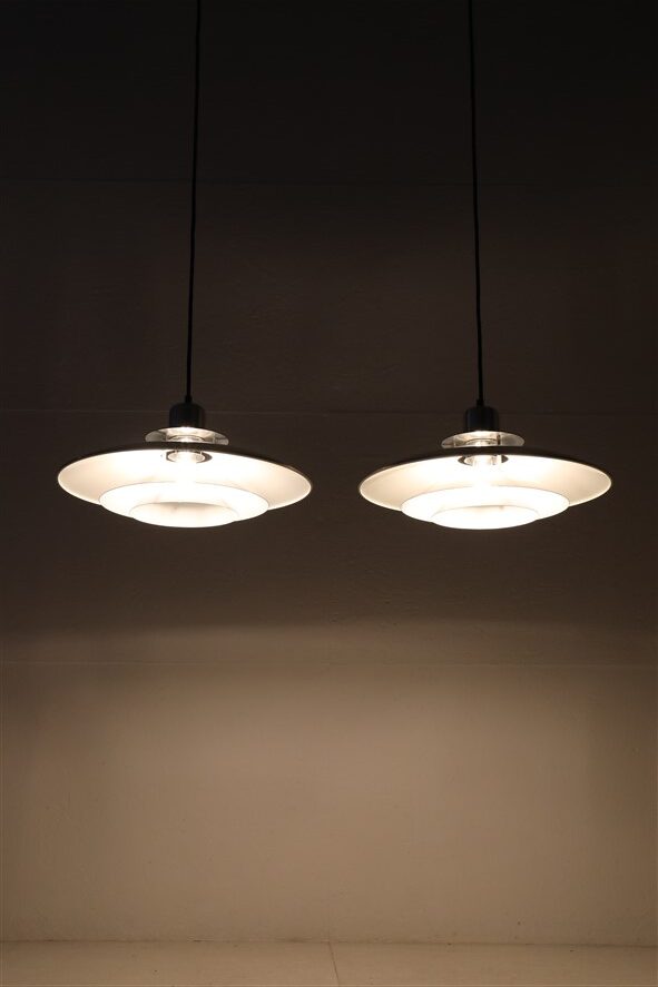 Set of 2 Belid pendant lamps / Danish modern design / aluminium / 1980s / Primus